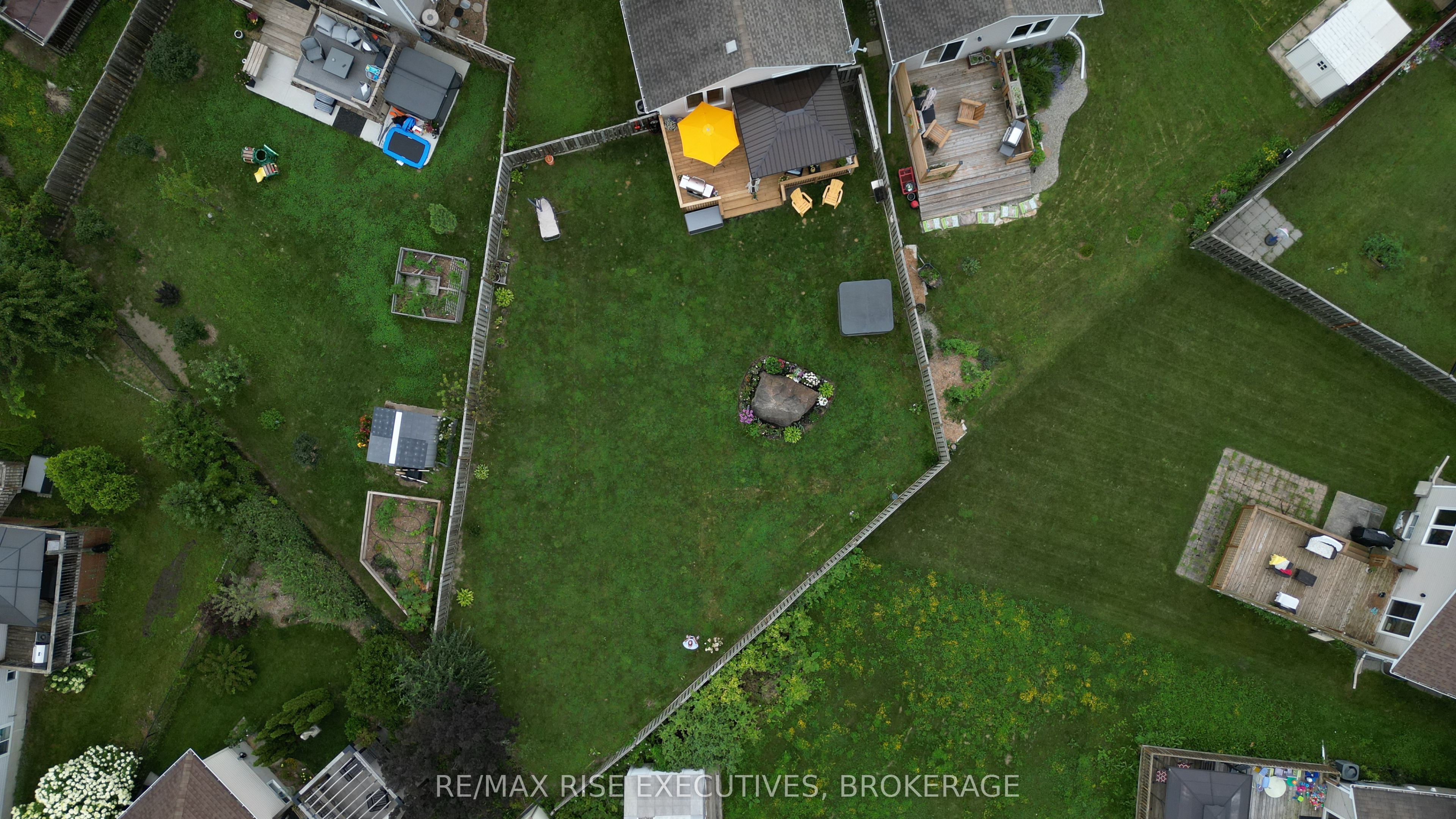 724 Margaret Way Property Photo 10