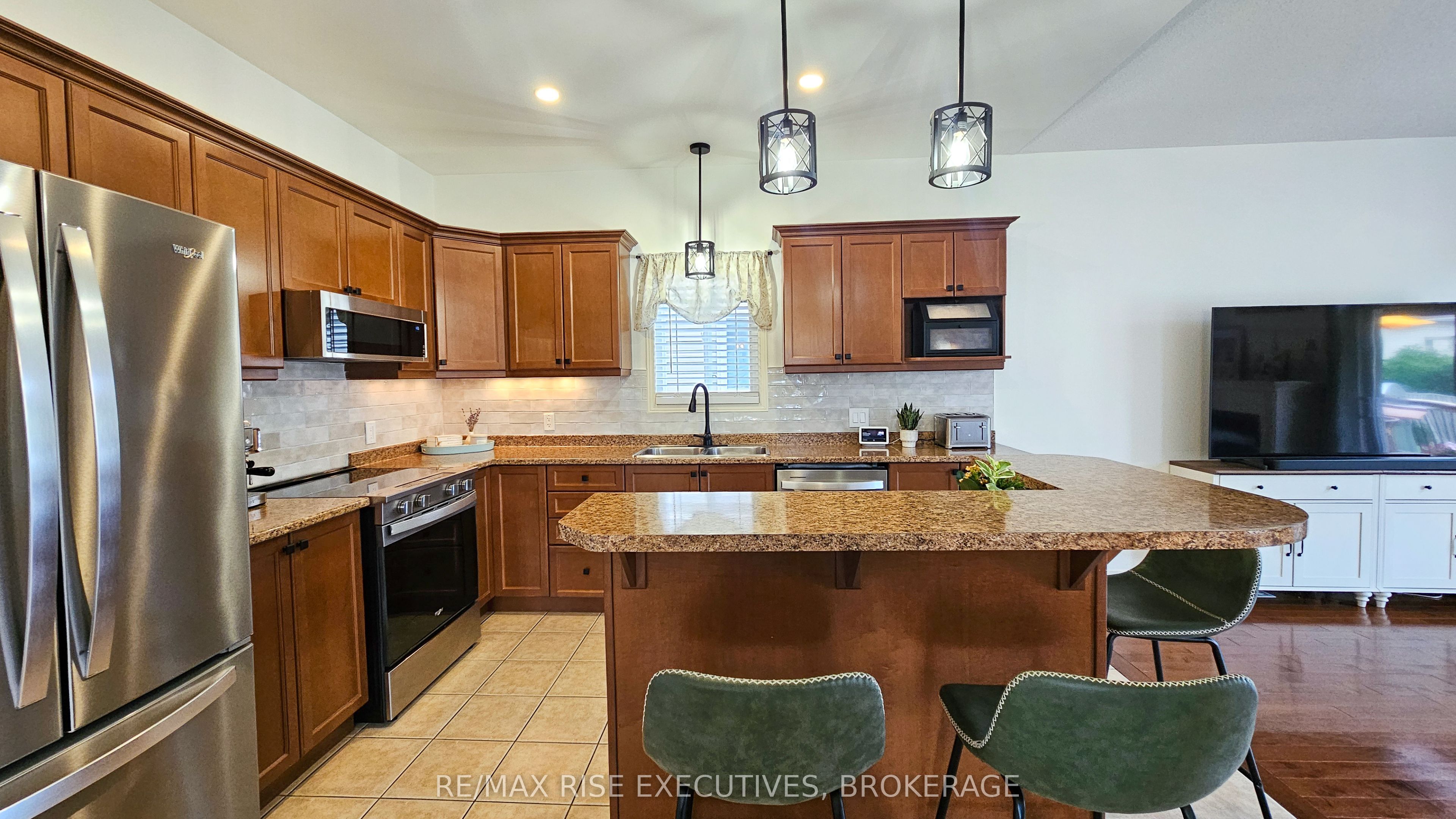724 Margaret Way Property Photo 15