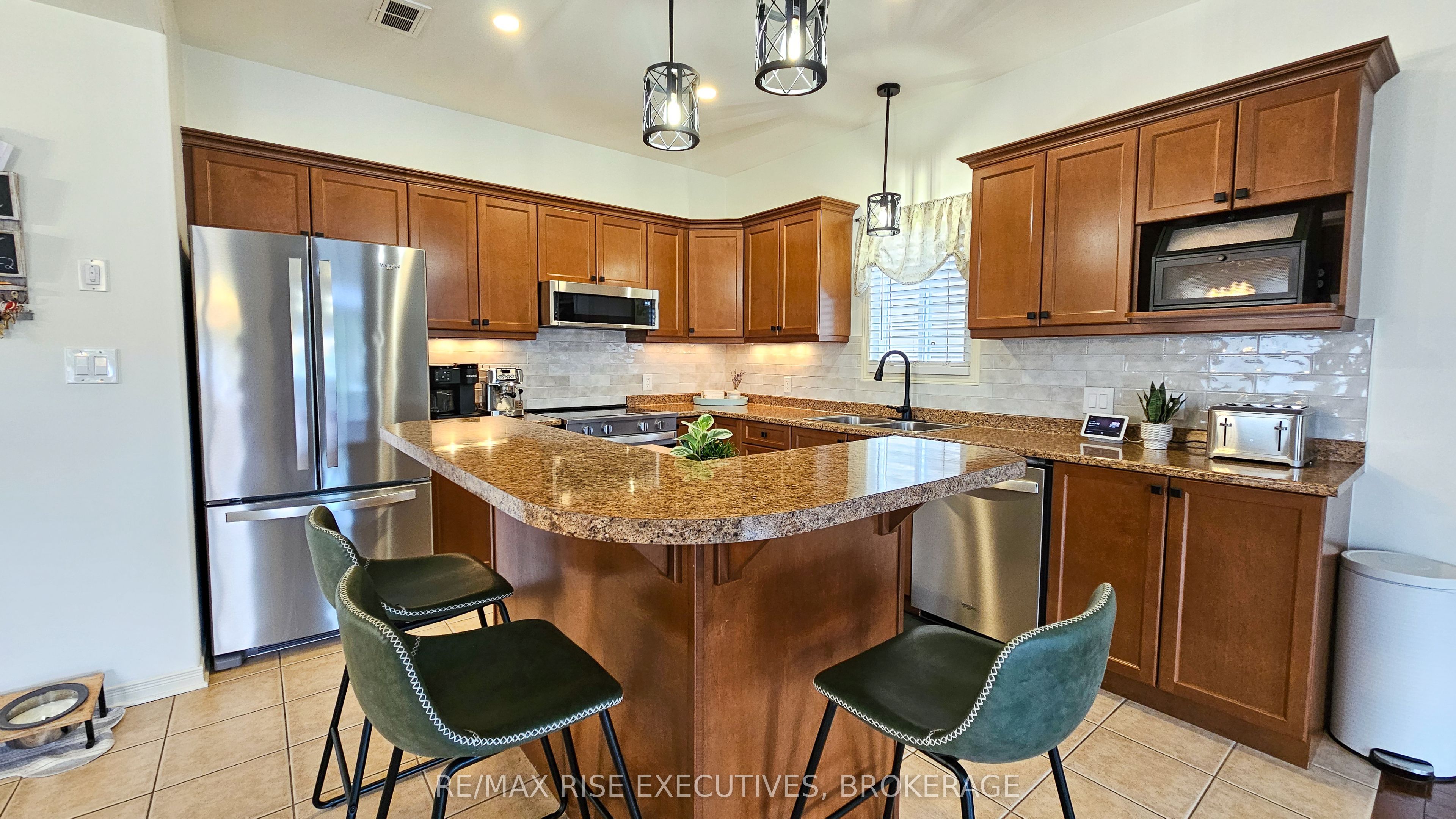 724 Margaret Way Property Photo 16