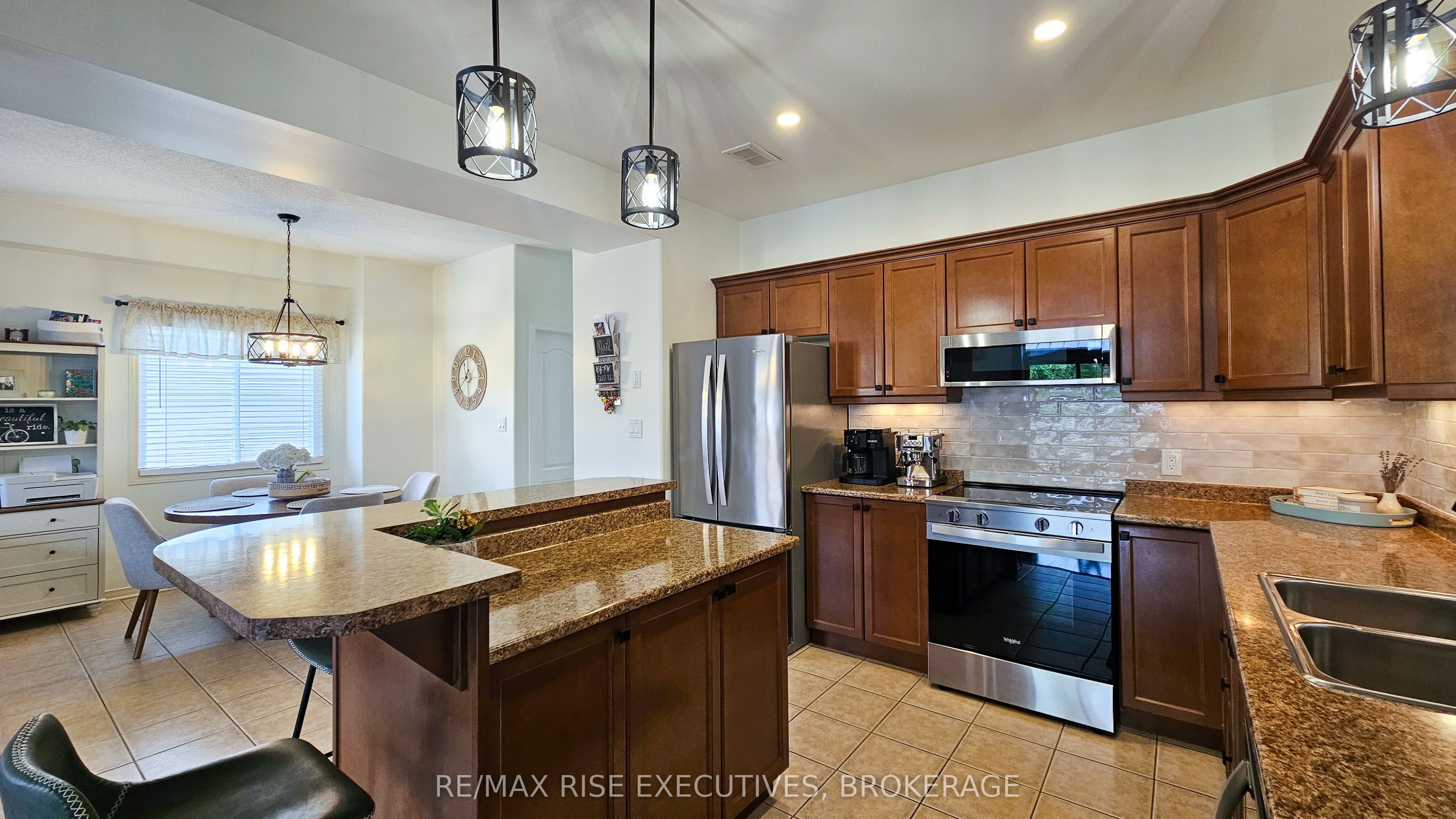 724 Margaret Way Property Photo 18