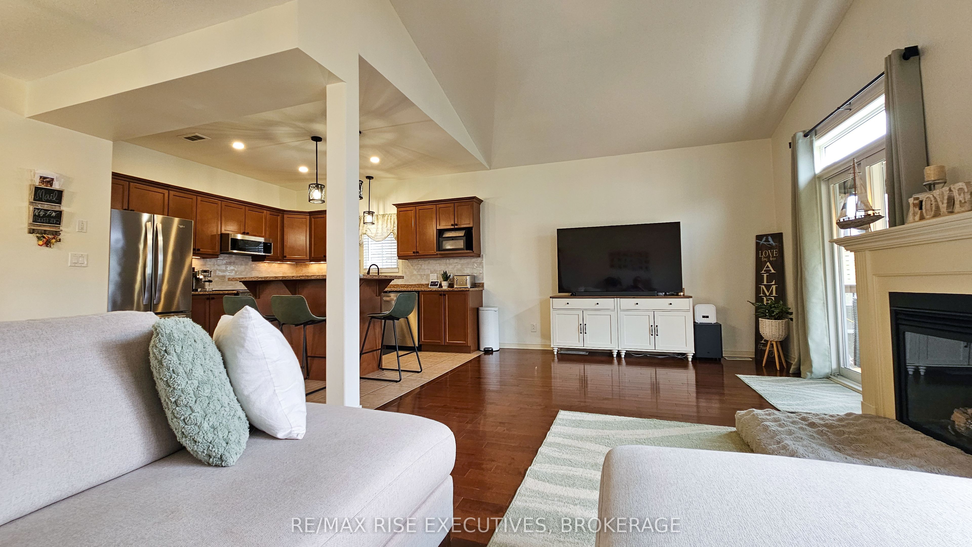 724 Margaret Way Property Photo 25