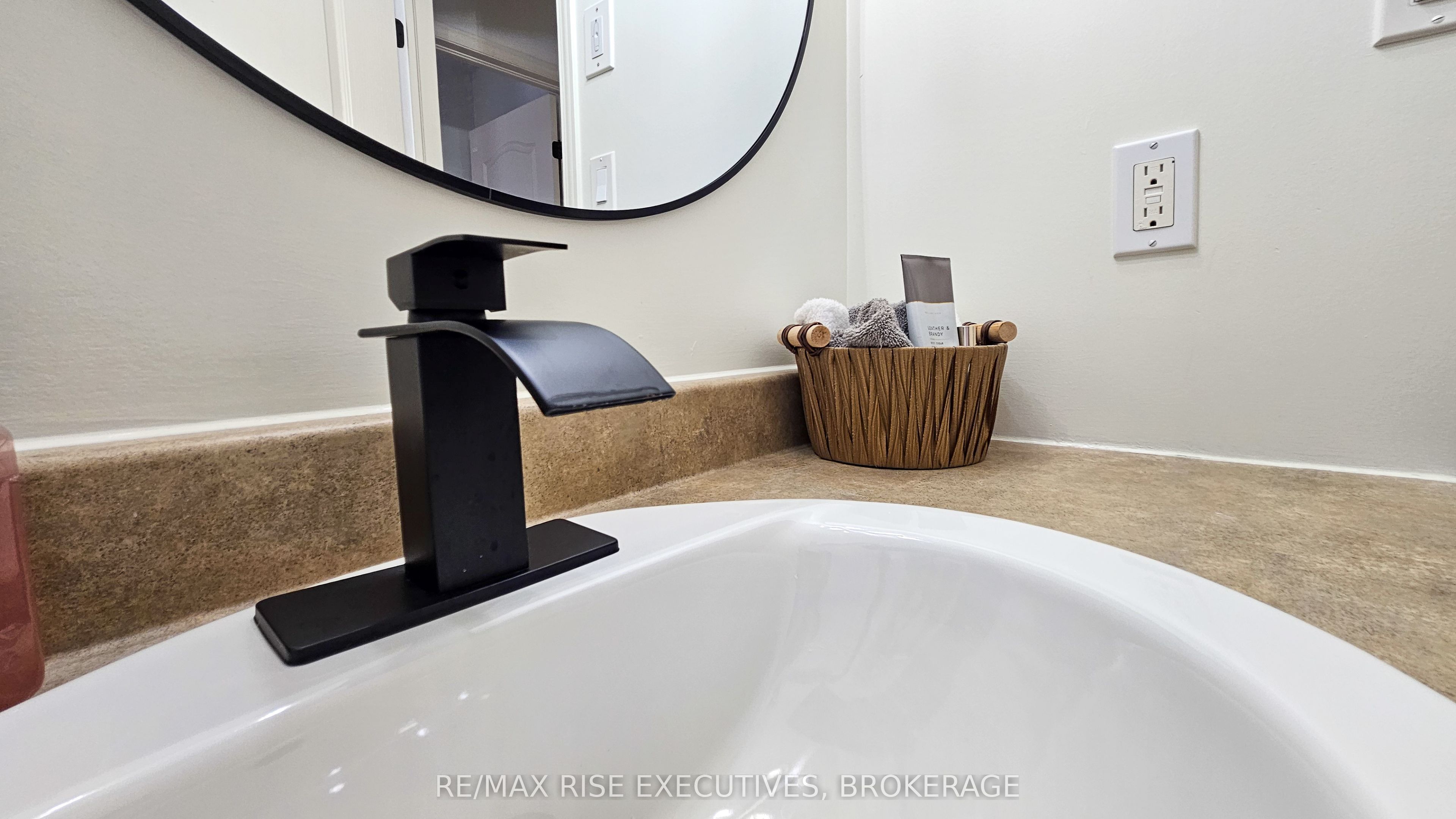 724 Margaret Way Property Photo 28