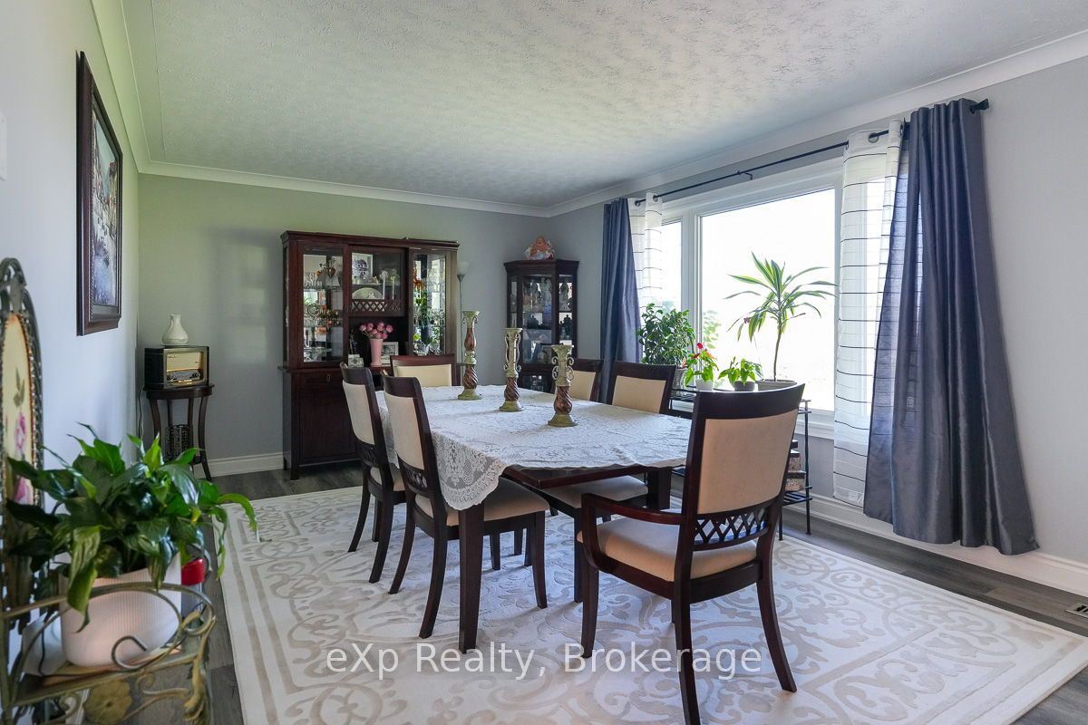 3595 Bruce Road 3 Property Photo 4