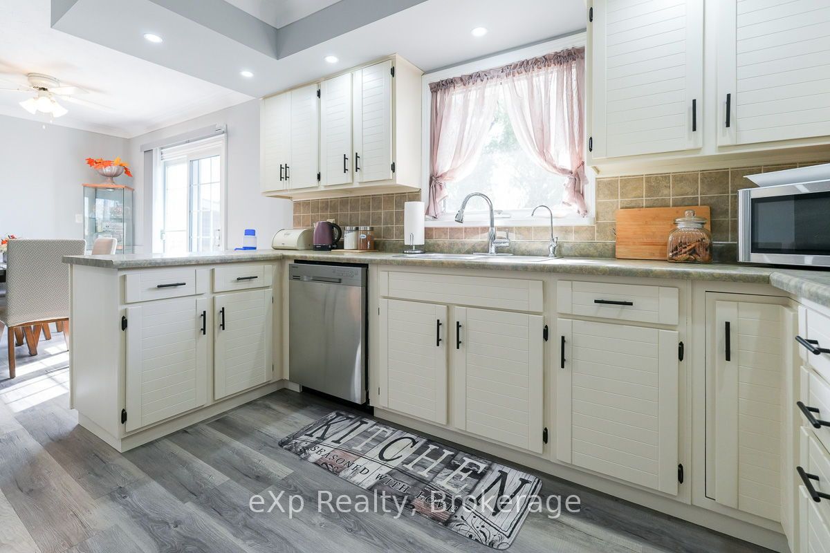 3595 Bruce Road 3 Property Photo 8