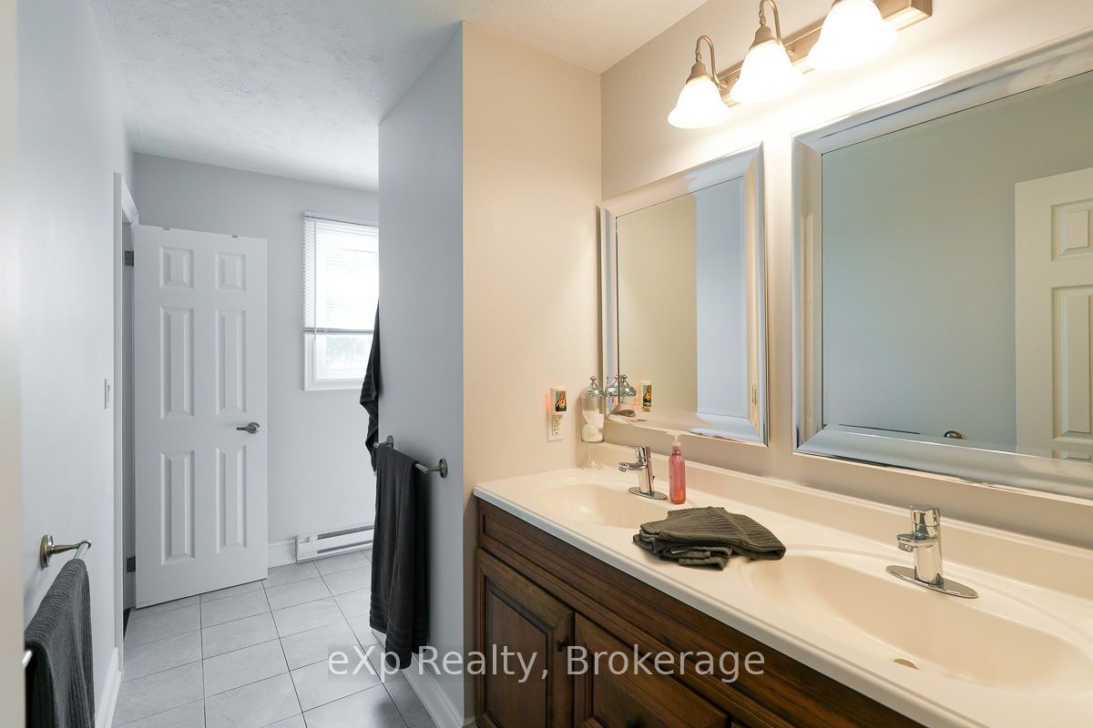 3595 Bruce Road 3 Property Photo 11