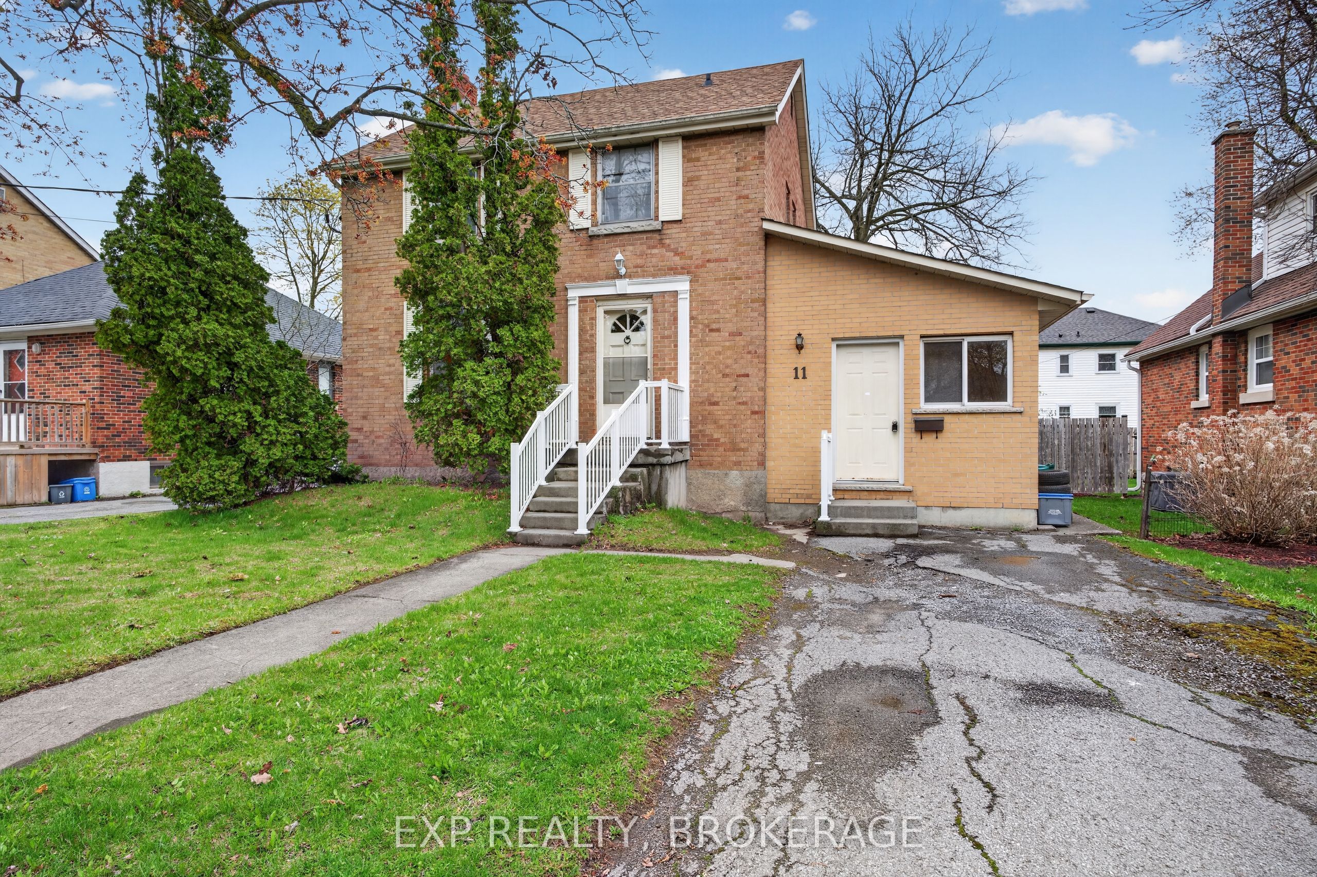 11 CARRUTHERS Avenue Property Photo 1