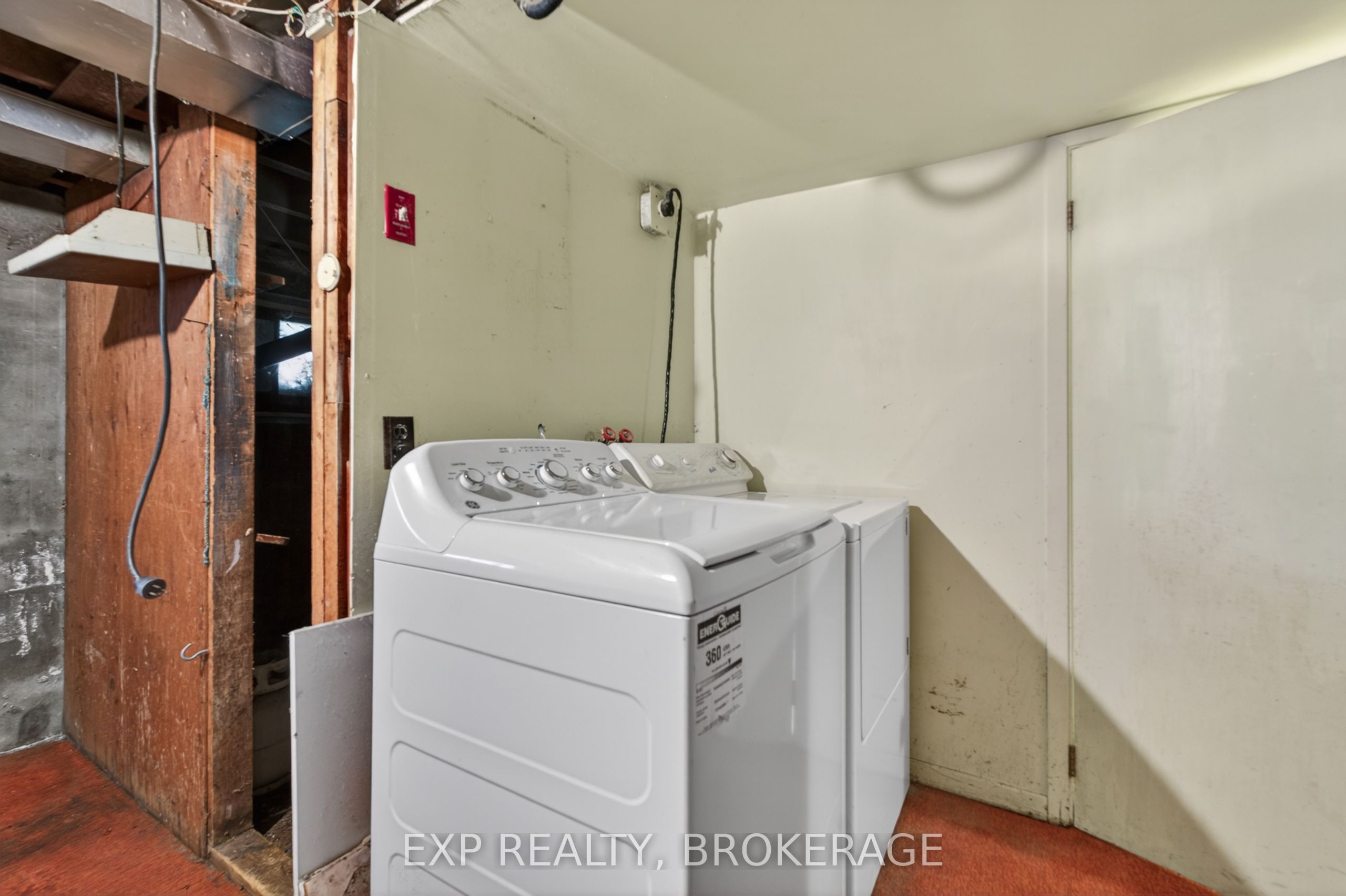 11 Carruthers Avenue Property Photo 21