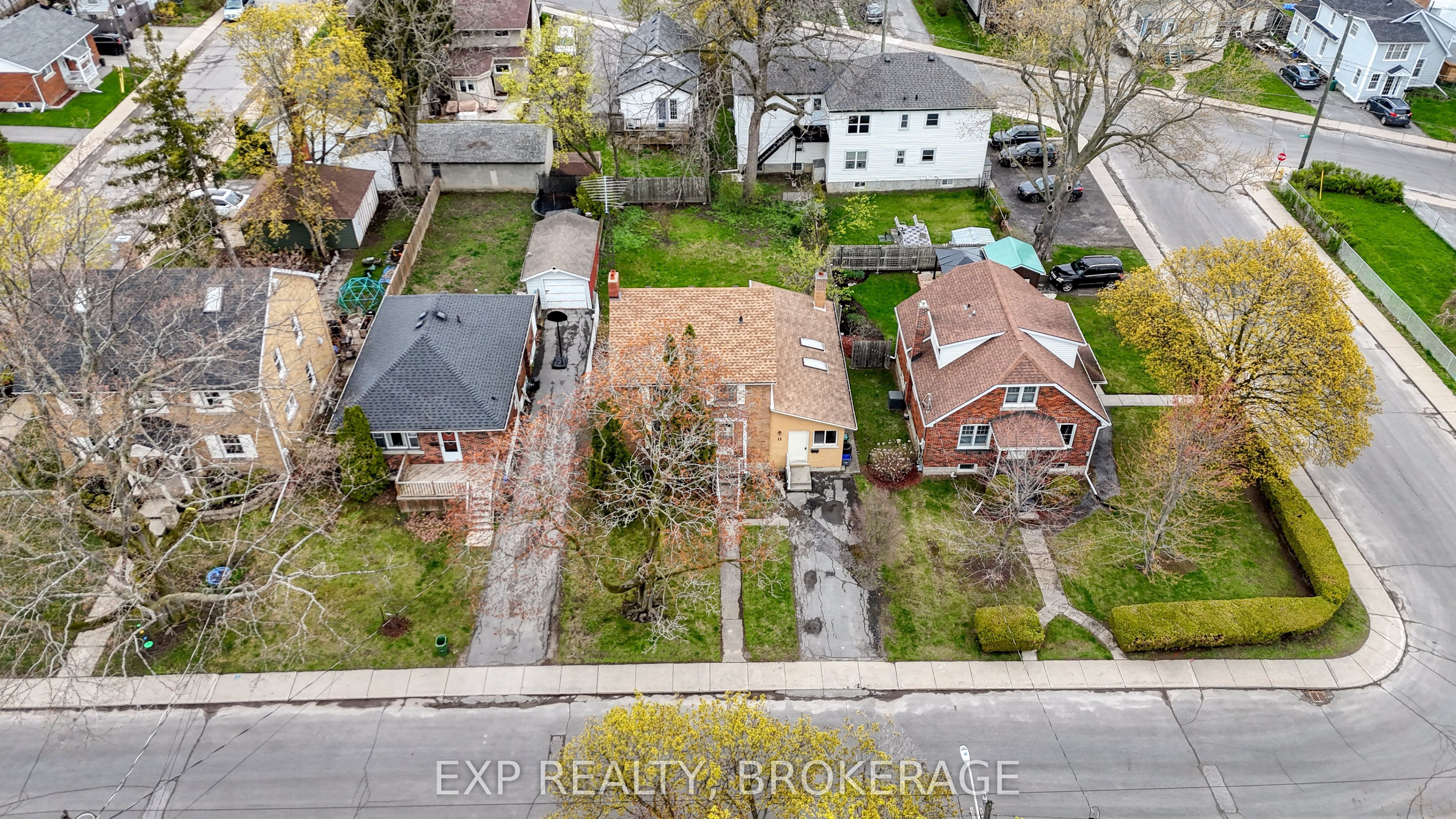 11 Carruthers Avenue Property Photo 30