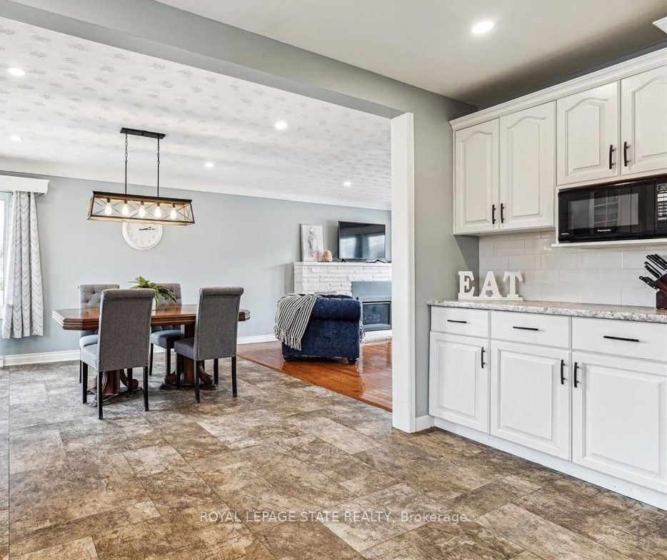 5117 Canborough Road Property Photo 10