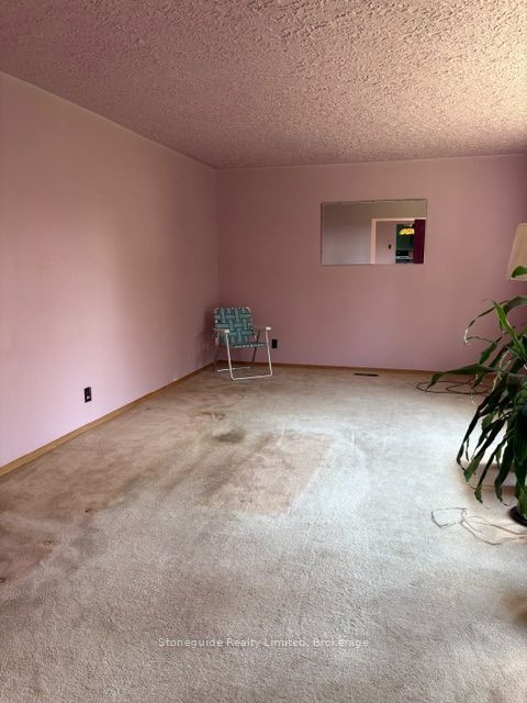 100 Moloney Line Property Photo 6