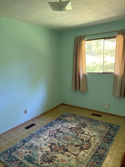 100 Moloney Line Property Photo 12
