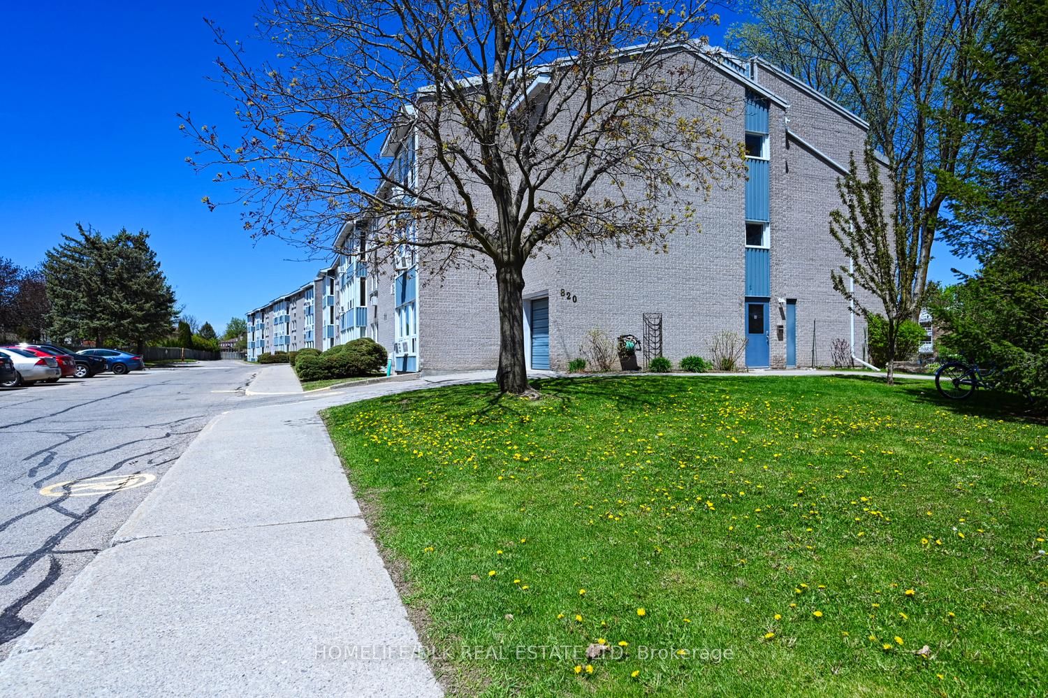 820 Laurier Boulevard 306 Property Photo 3