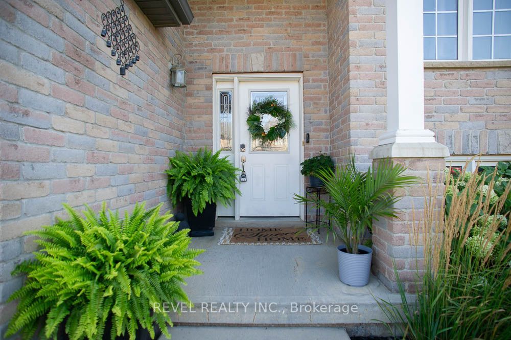 48 Nightingale Drive Property Photo 5