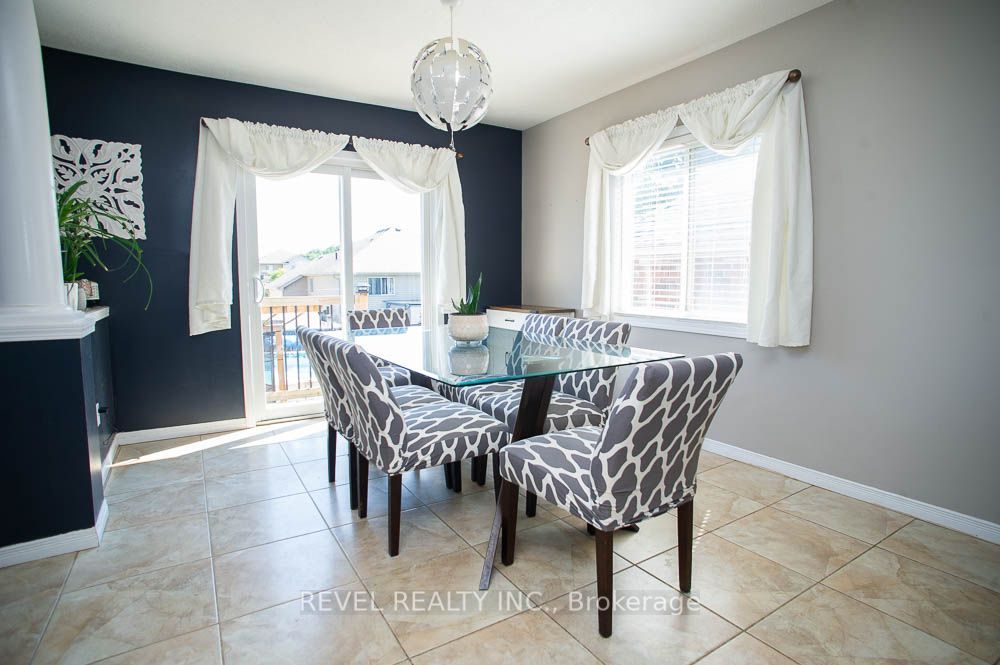 48 Nightingale Drive Property Photo 11