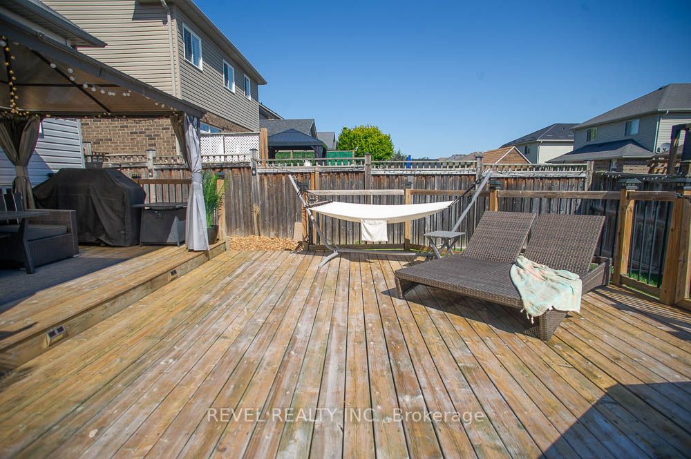 48 Nightingale Drive Property Photo 34