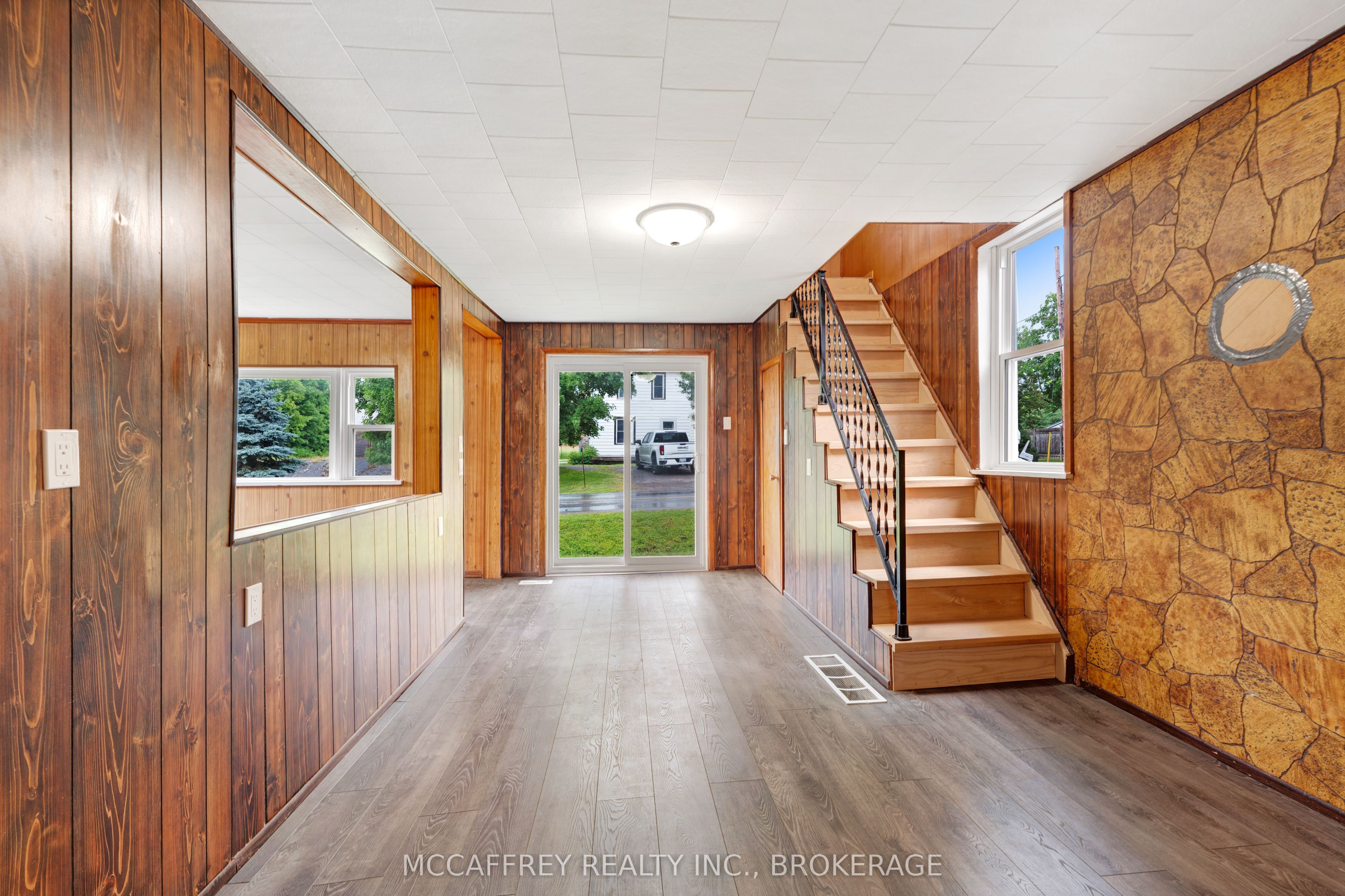 333 Burridge Road Property Photo 6