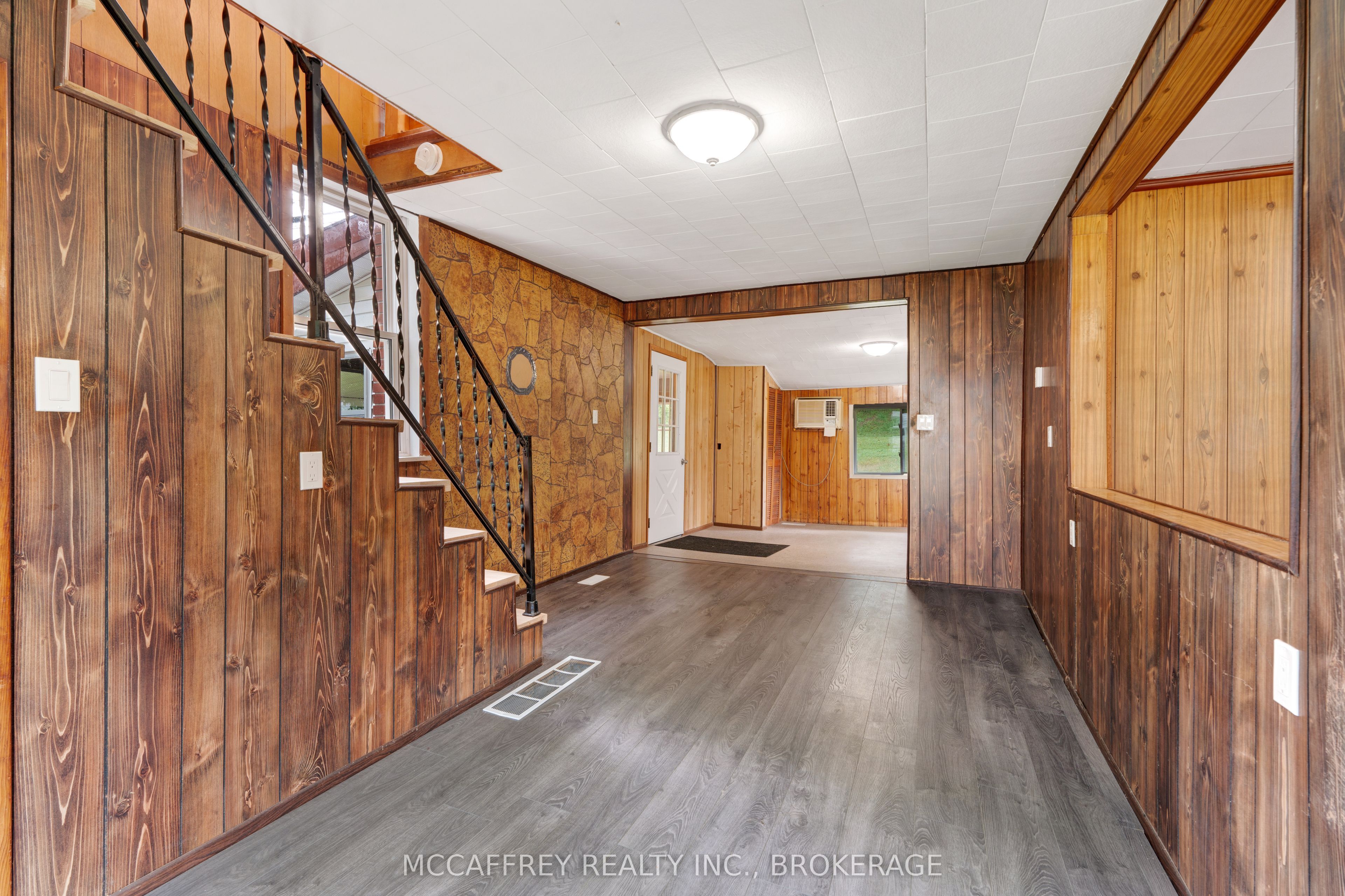 333 Burridge Road Property Photo 8