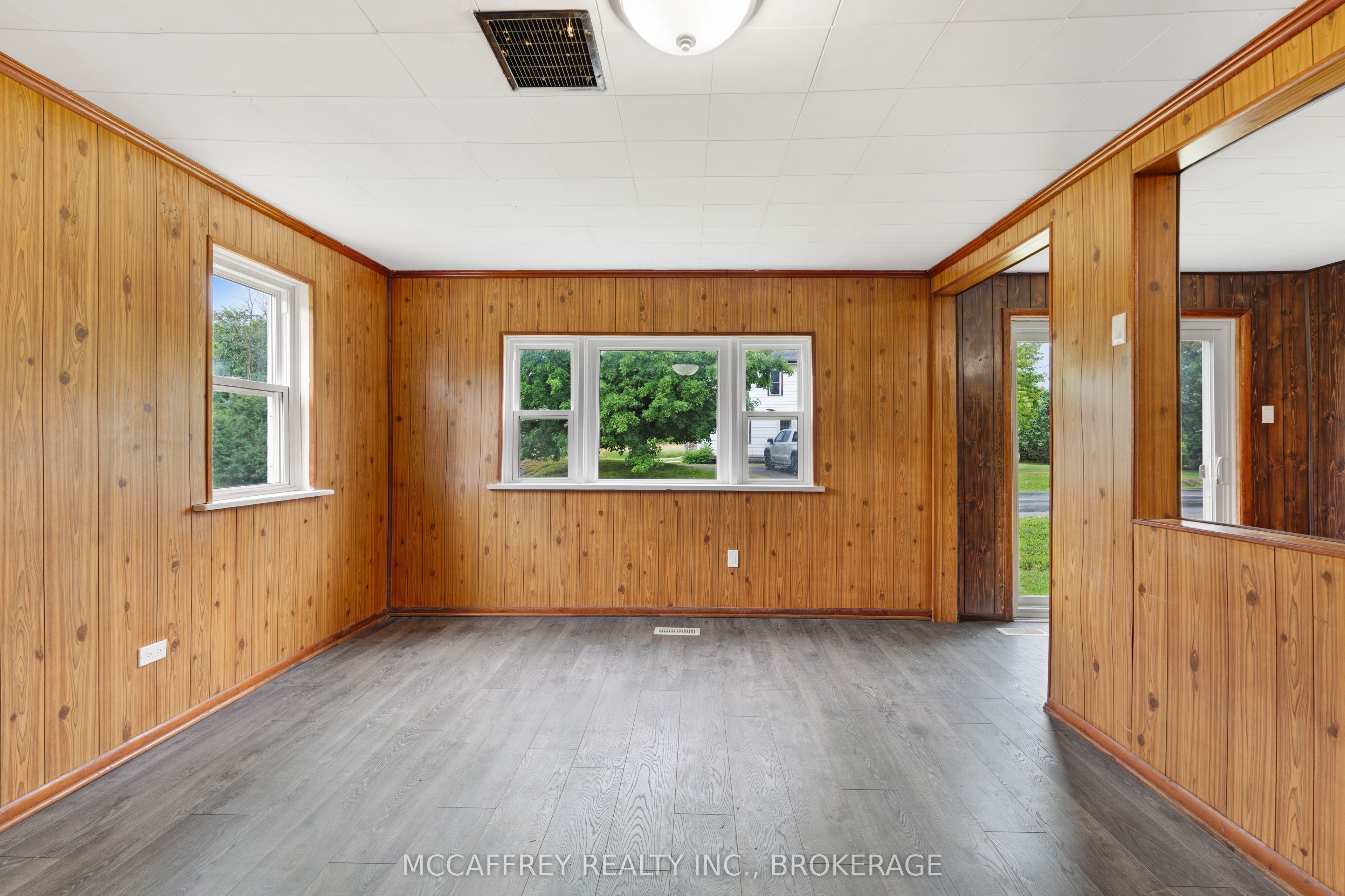 333 Burridge Road Property Photo 12