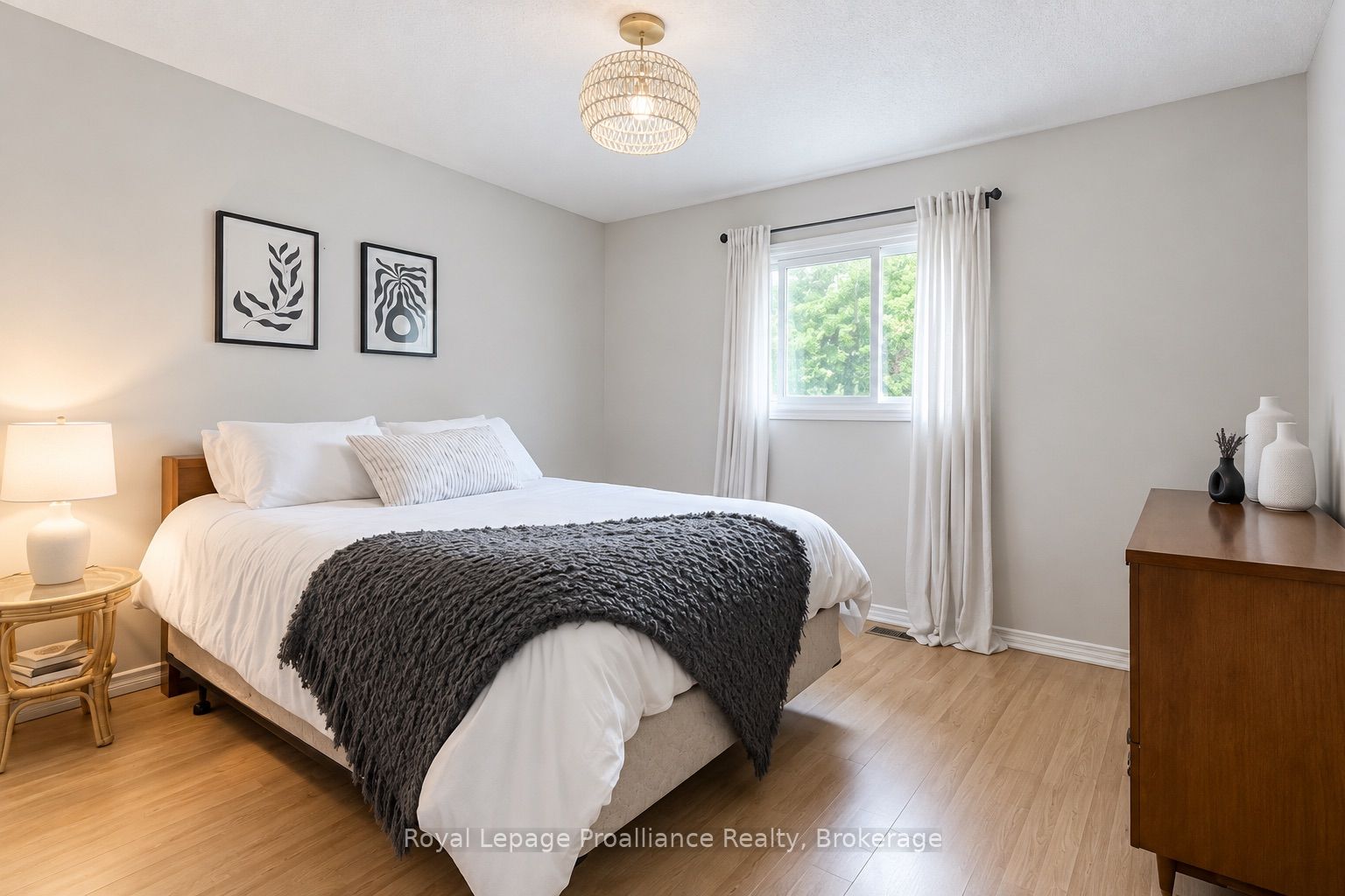 115 Nicholas Street Property Photo 15
