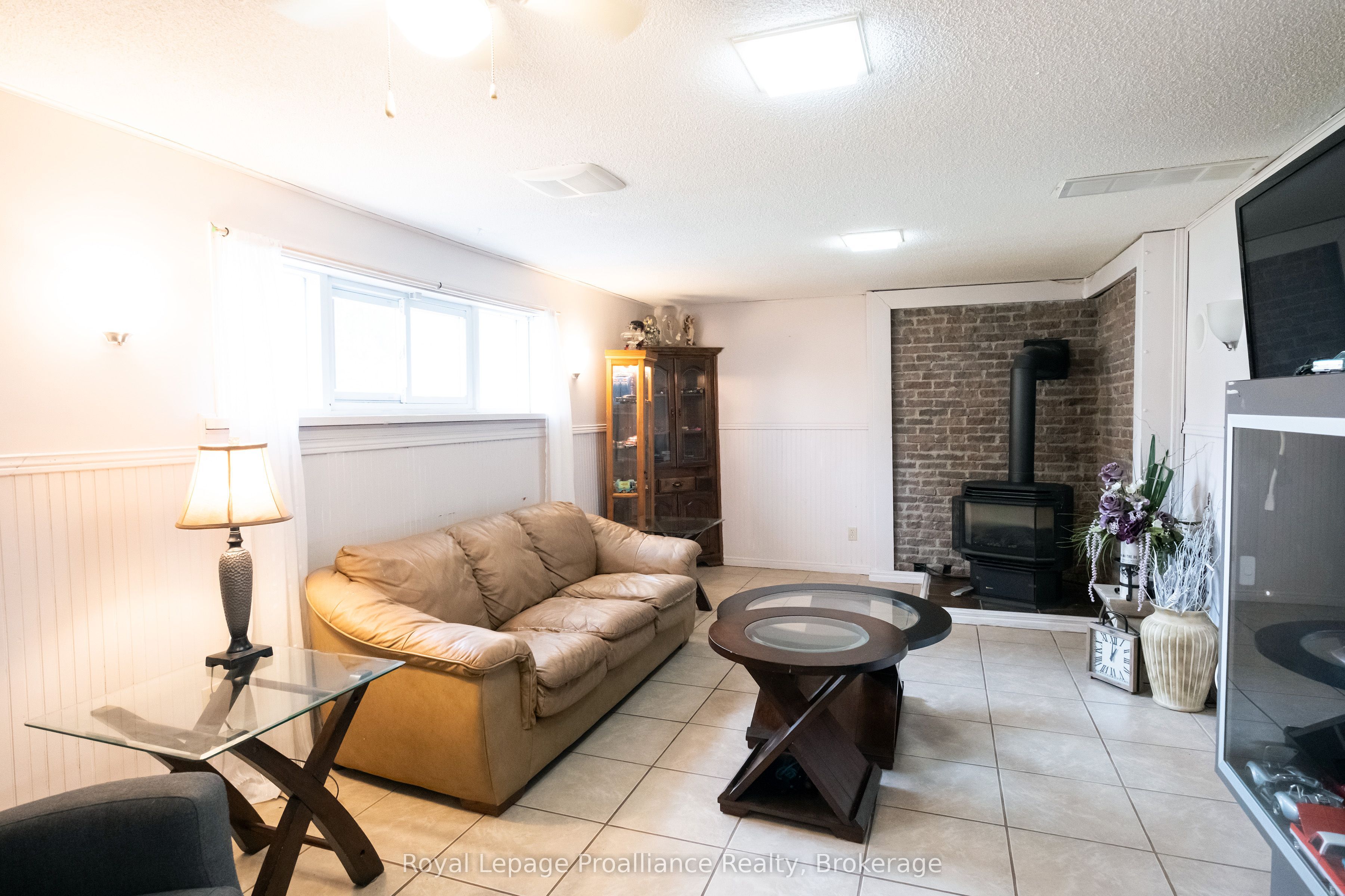 115 Nicholas Street Property Photo 17