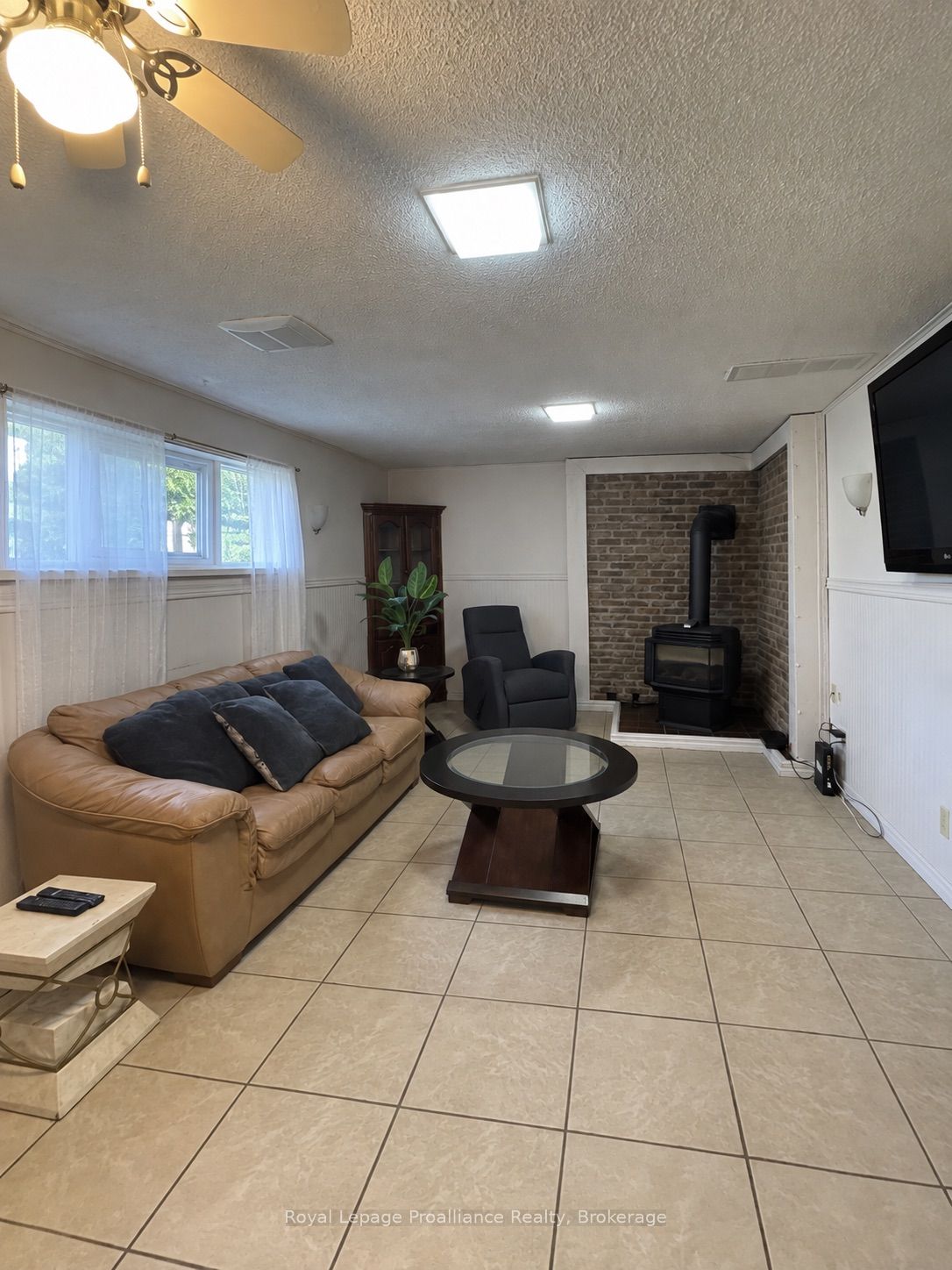 115 Nicholas Street Property Photo 18