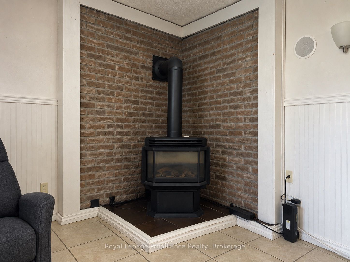 115 Nicholas Street Property Photo 19