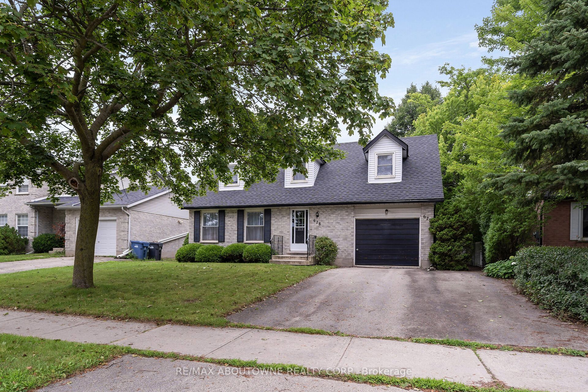 678 S Edinburgh Road S Property Photo 2