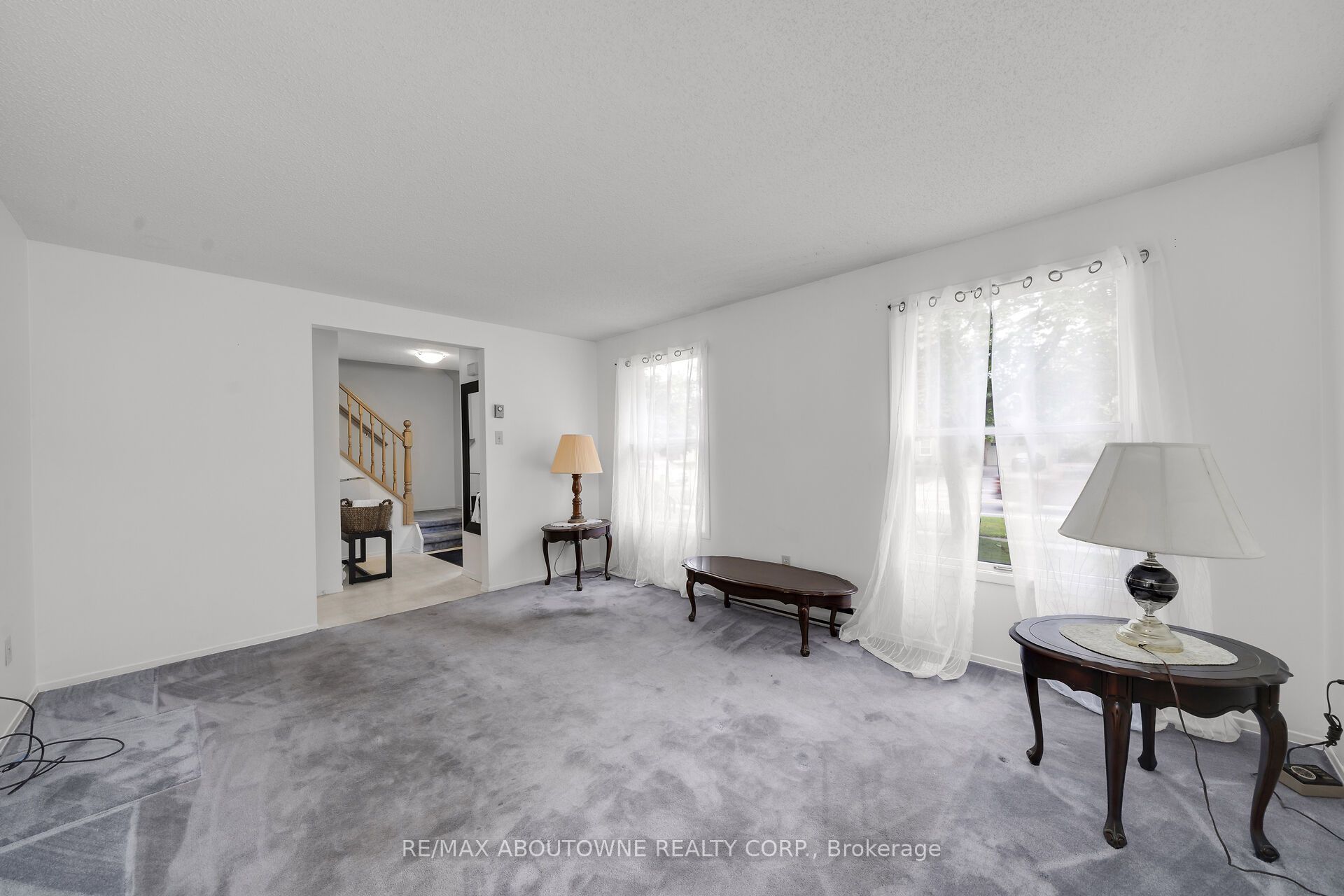 678 S Edinburgh Road S Property Photo 5