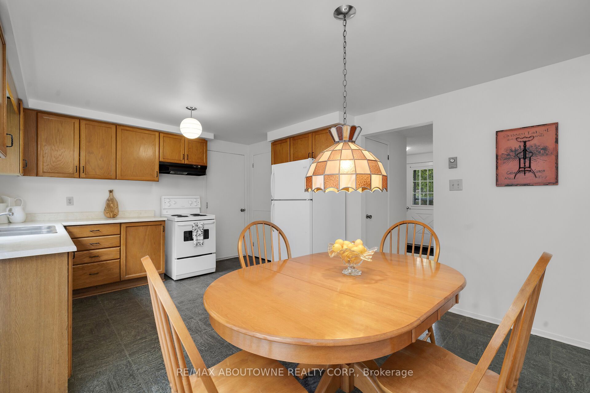 678 S Edinburgh Road S Property Photo 11