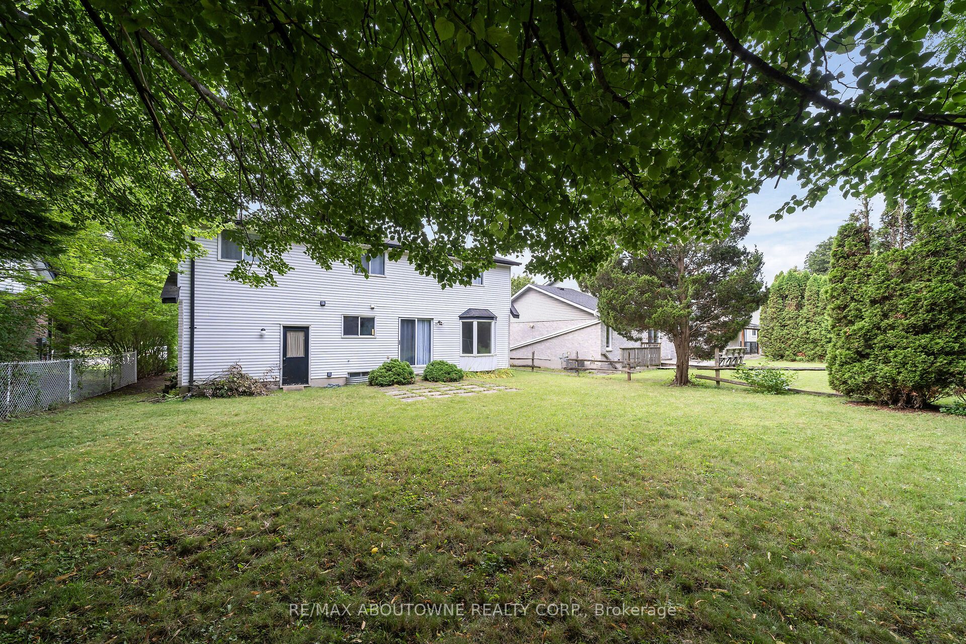678 S Edinburgh Road S Property Photo 25