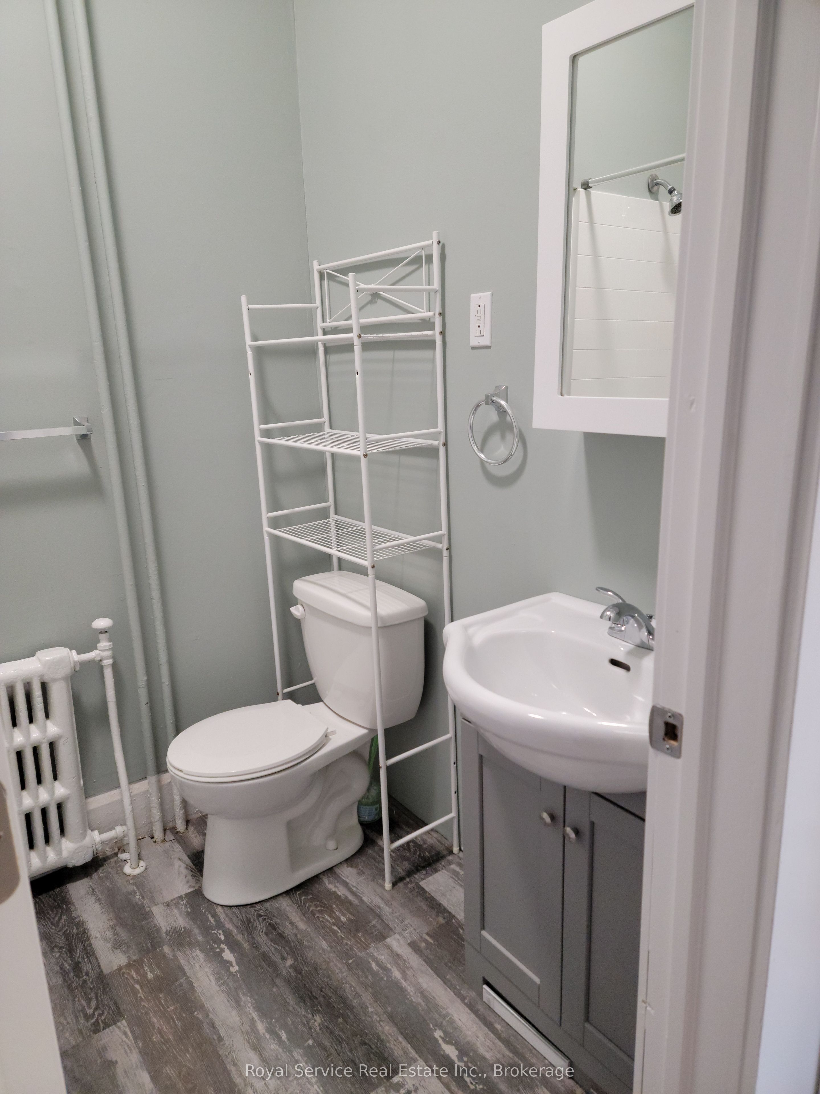 18 Walton Street #2 Property Photo 8