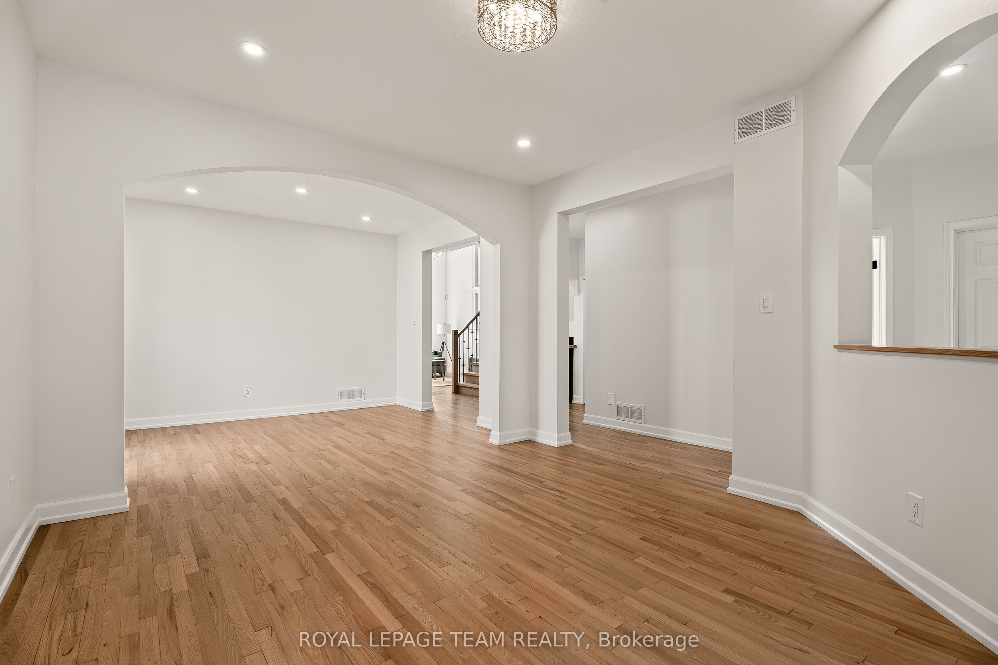 28 Borealis Crescent Property Photo 3
