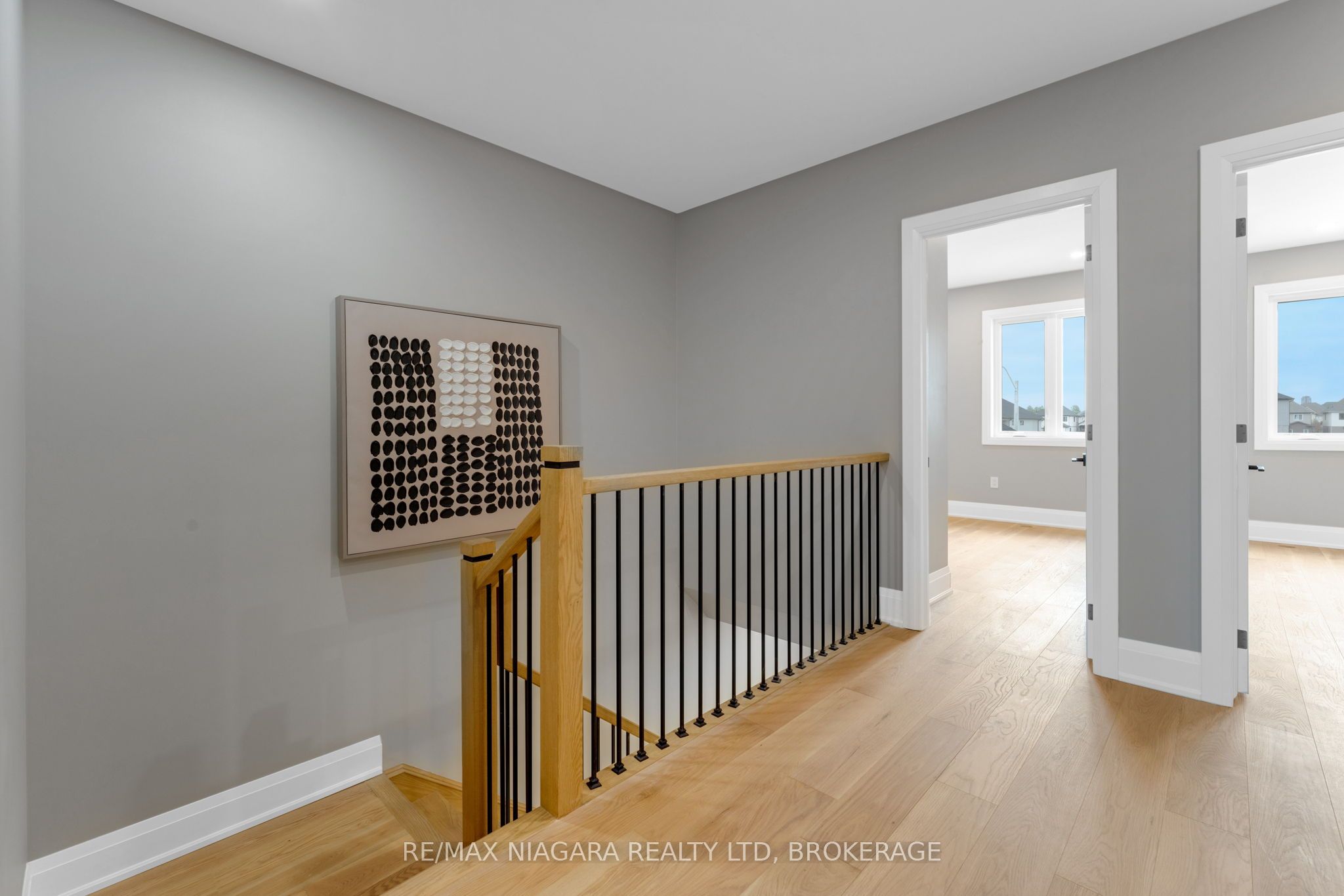 6200 Curlin Crescent Property Photo 17