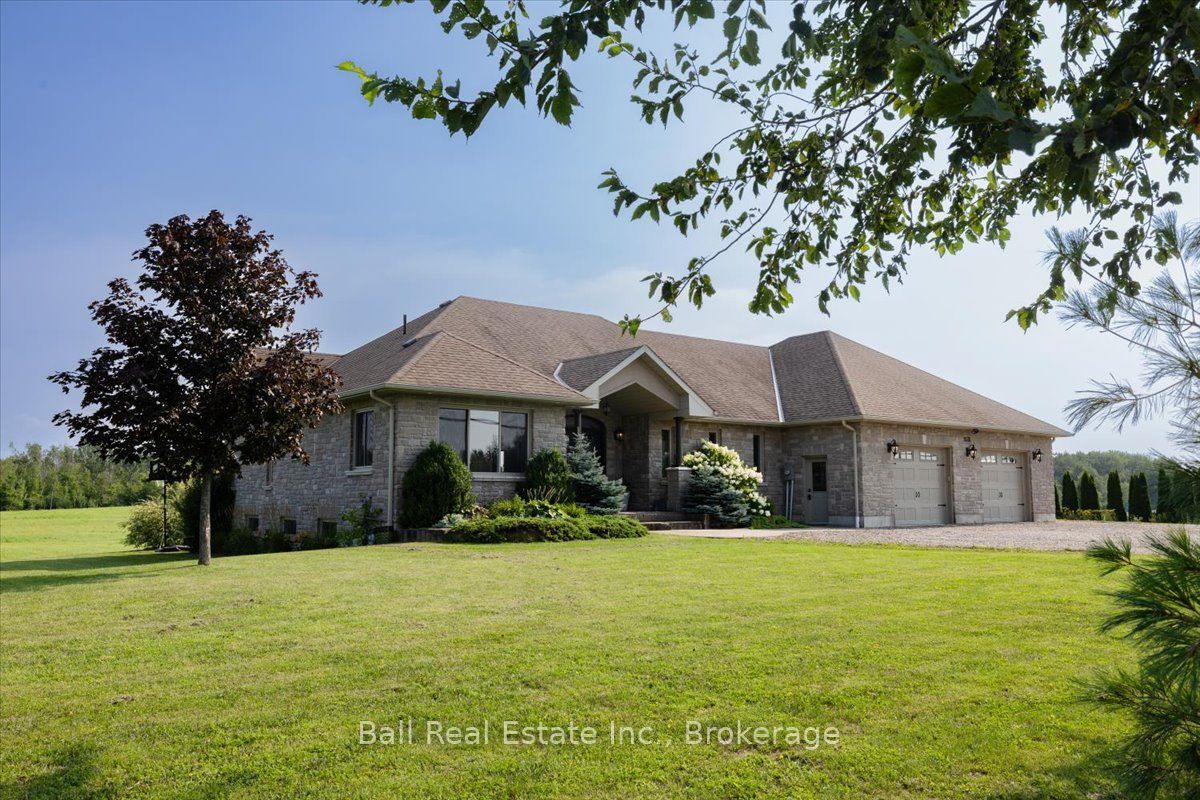 1035 Listowel Line Property Photo 1