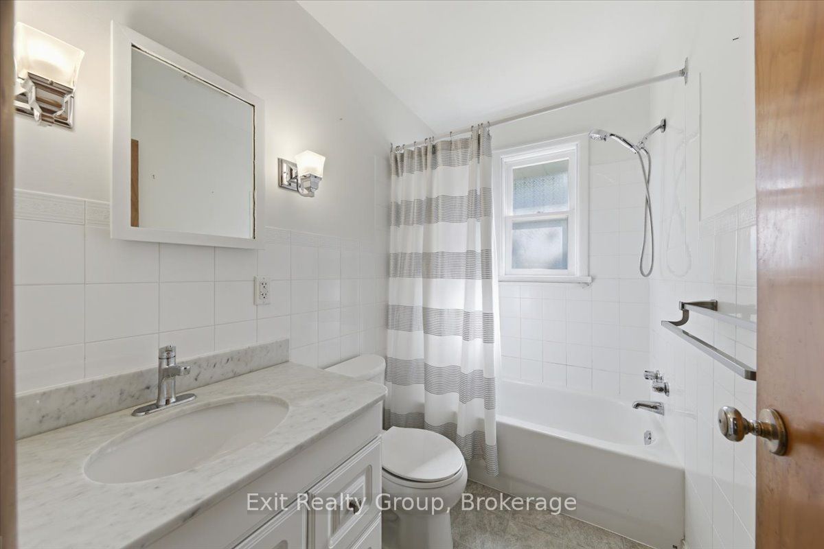 33 First Avenue Property Photo 7