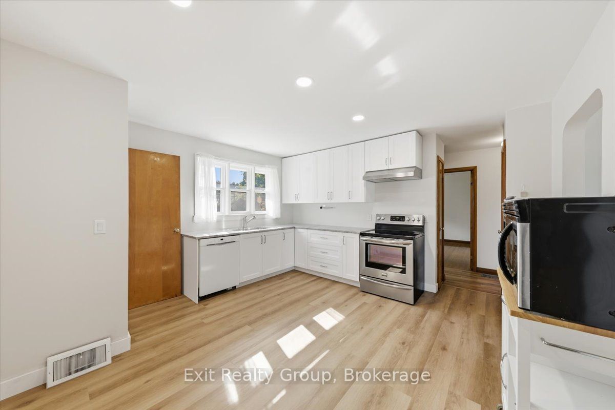 33 First Avenue Property Photo 10