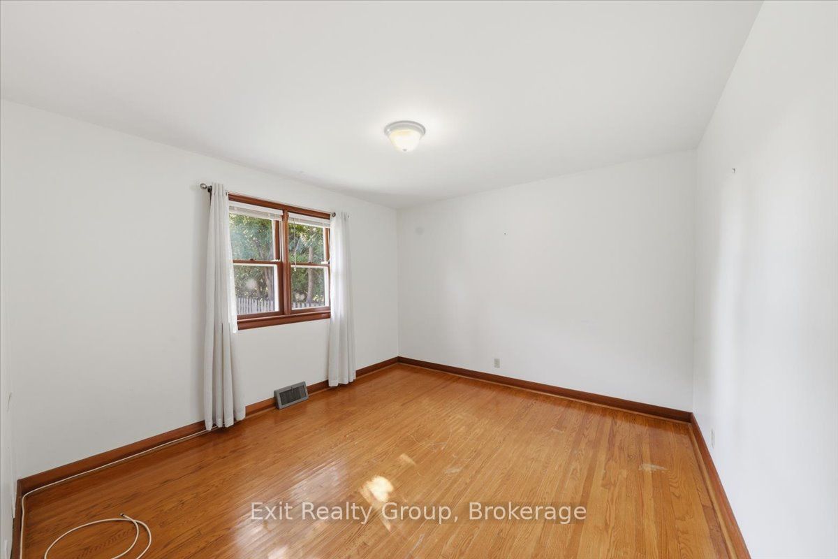 33 First Avenue Property Photo 13