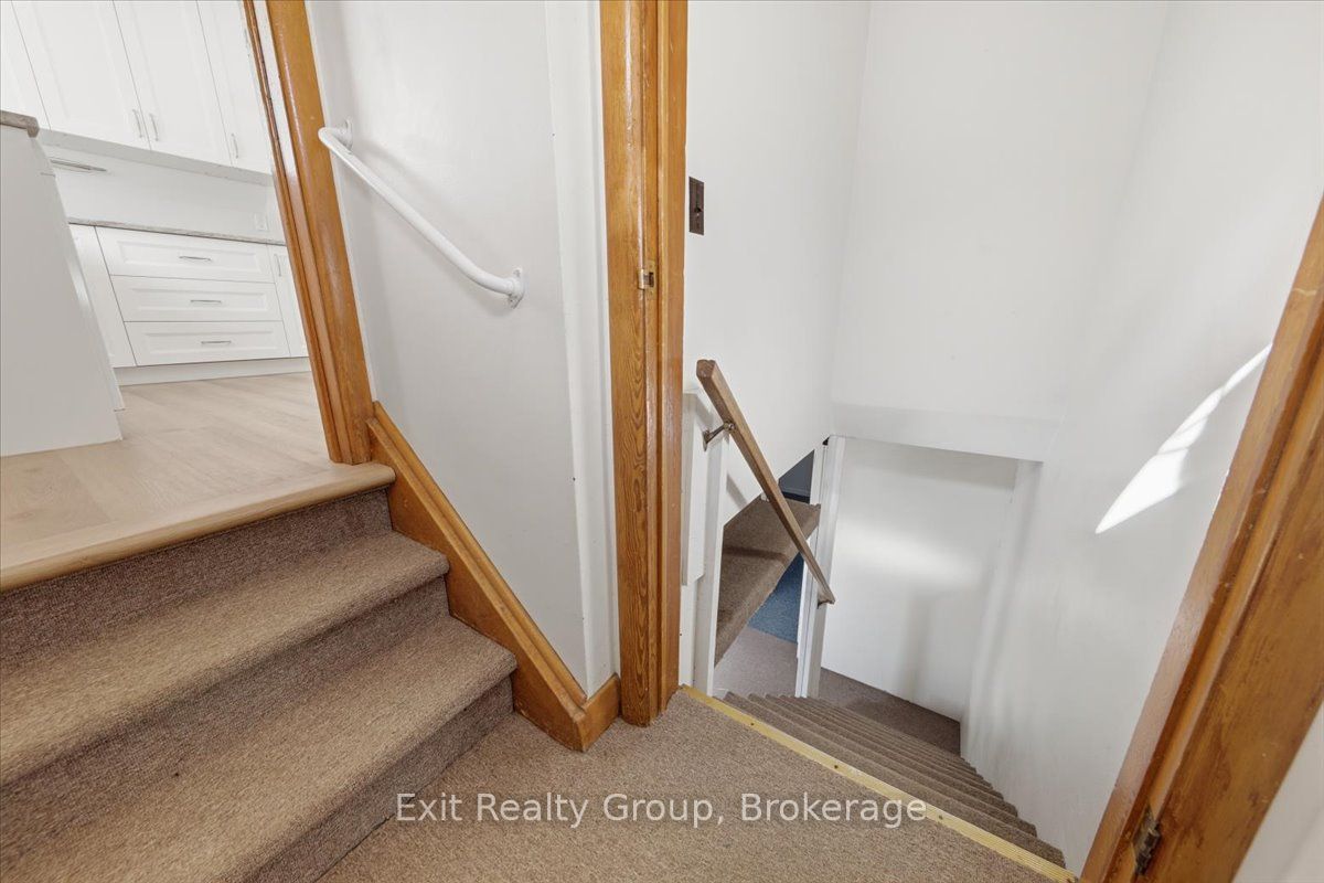 33 First Avenue Property Photo 24