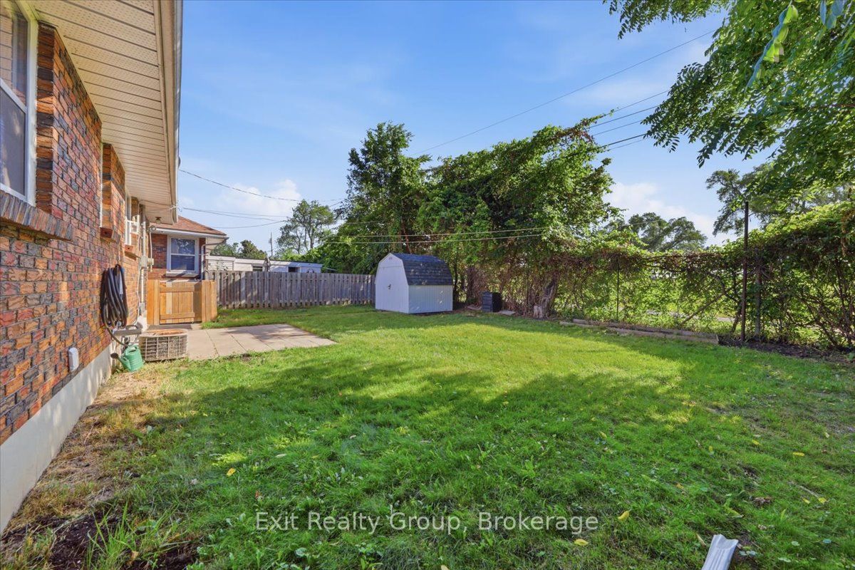 33 First Avenue Property Photo 37