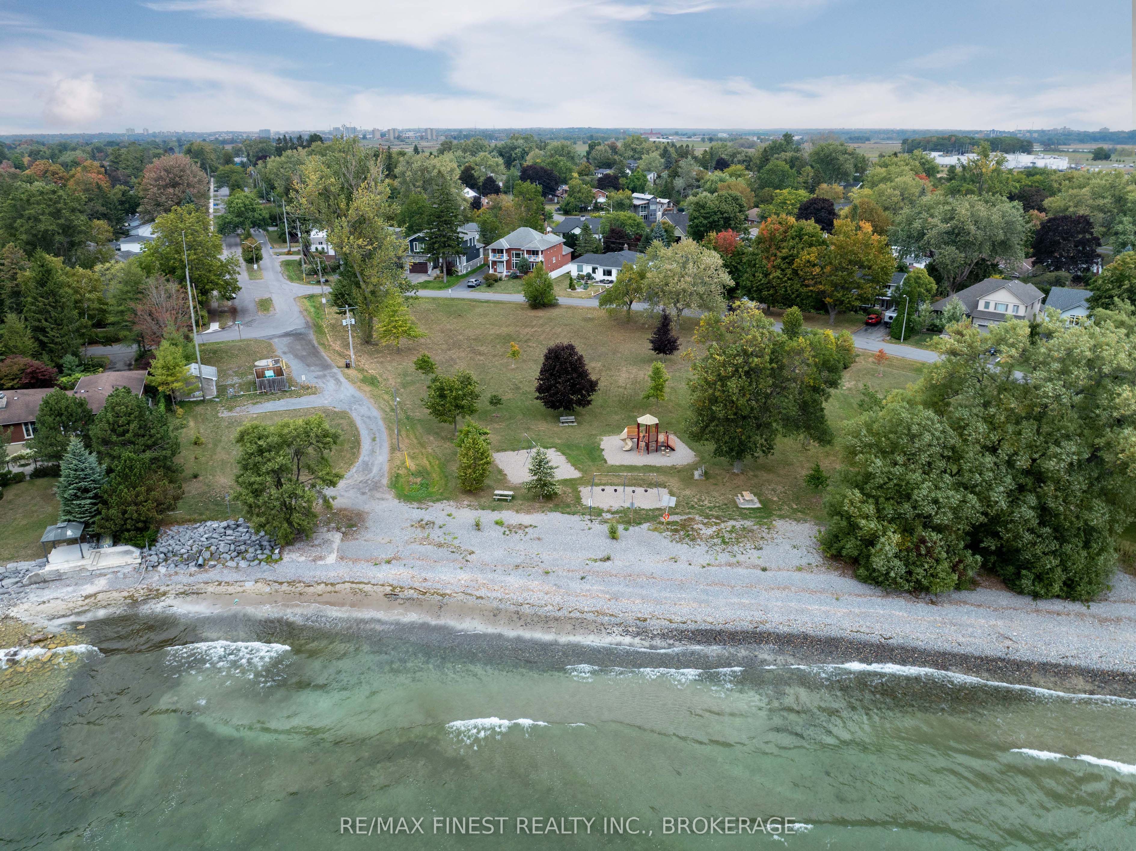 41 Crerar Boulevard Property Photo 1