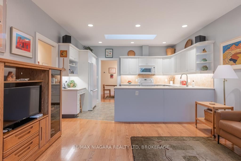 18 James Street Property Photo 12