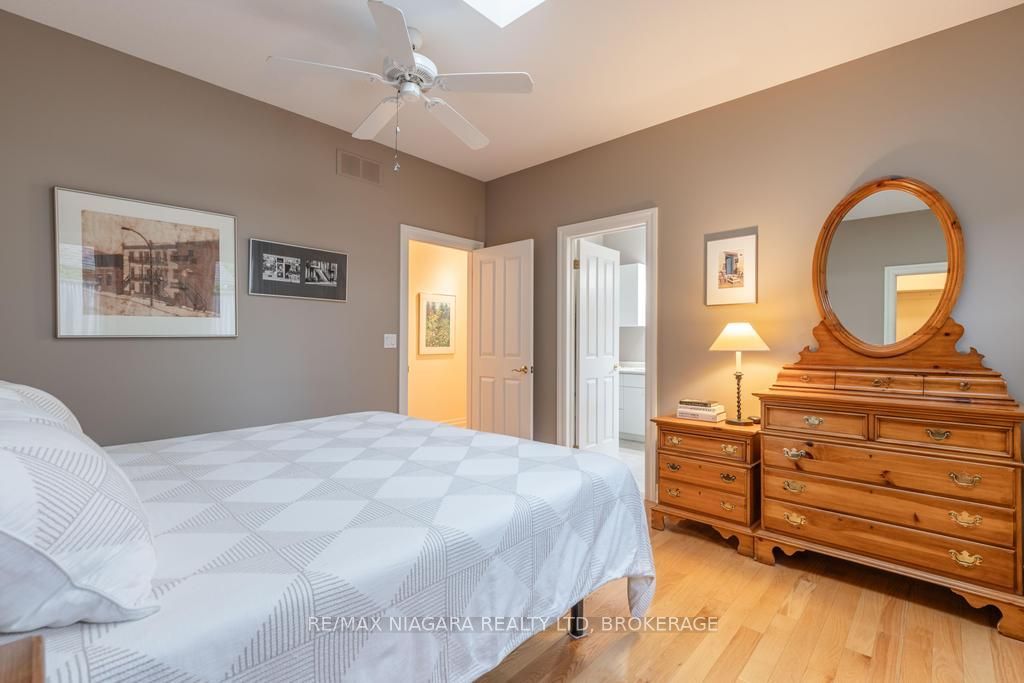 18 James Street Property Photo 16