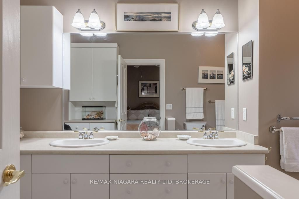 18 James Street Property Photo 17