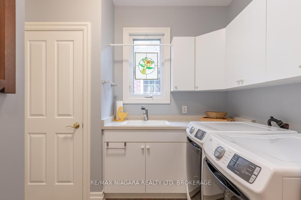 18 James Street Property Photo 22