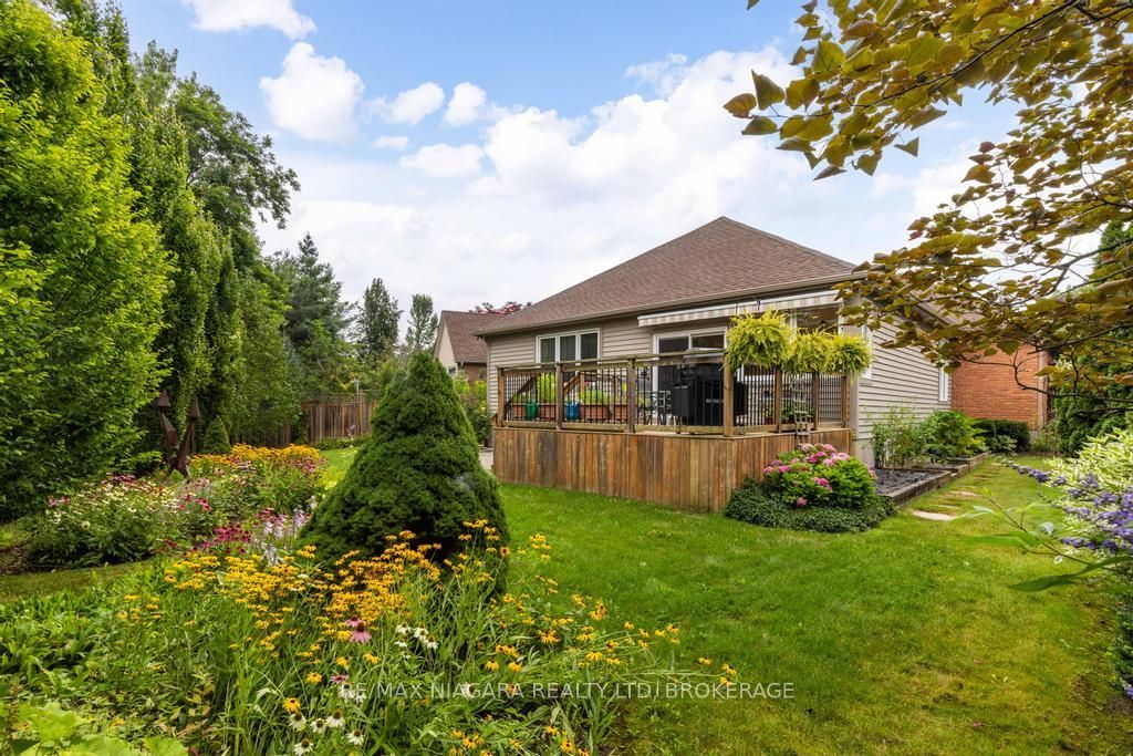 18 James Street Property Photo 33