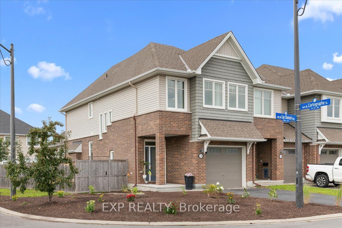 758 Cap Diamant Way Property Photo 2