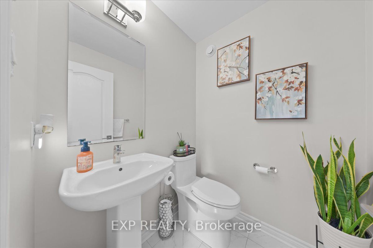 758 Cap Diamant Way Property Photo 4