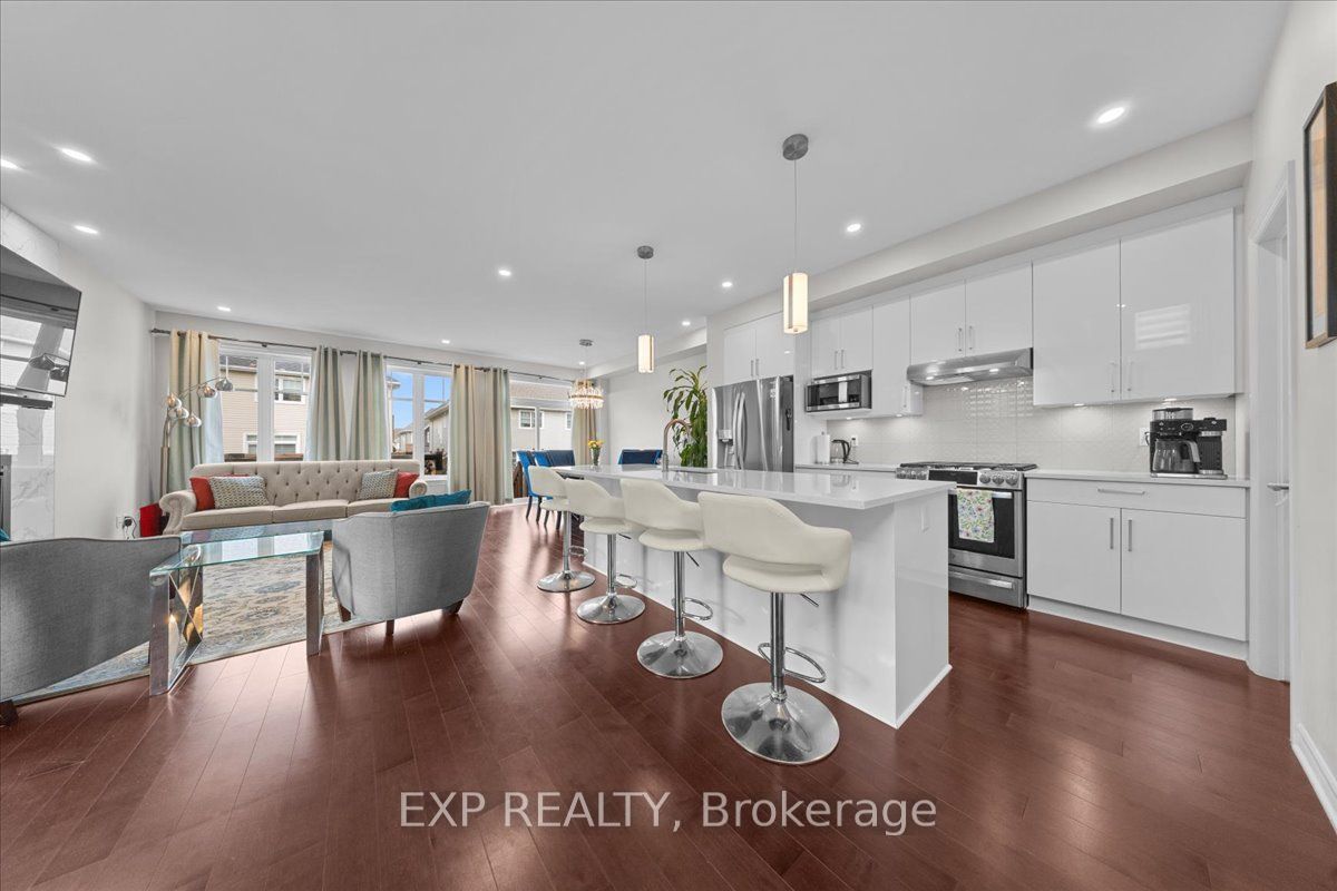 758 Cap Diamant Way Property Photo 6