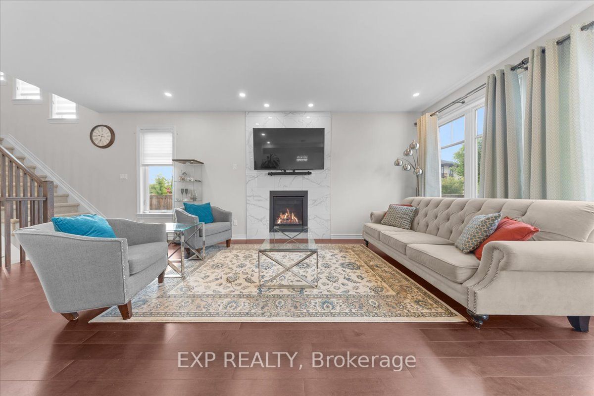 758 Cap Diamant Way Property Photo 14