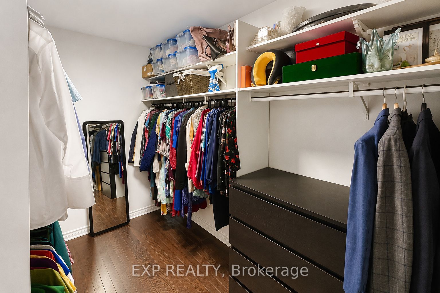 758 Cap Diamant Way Property Photo 24